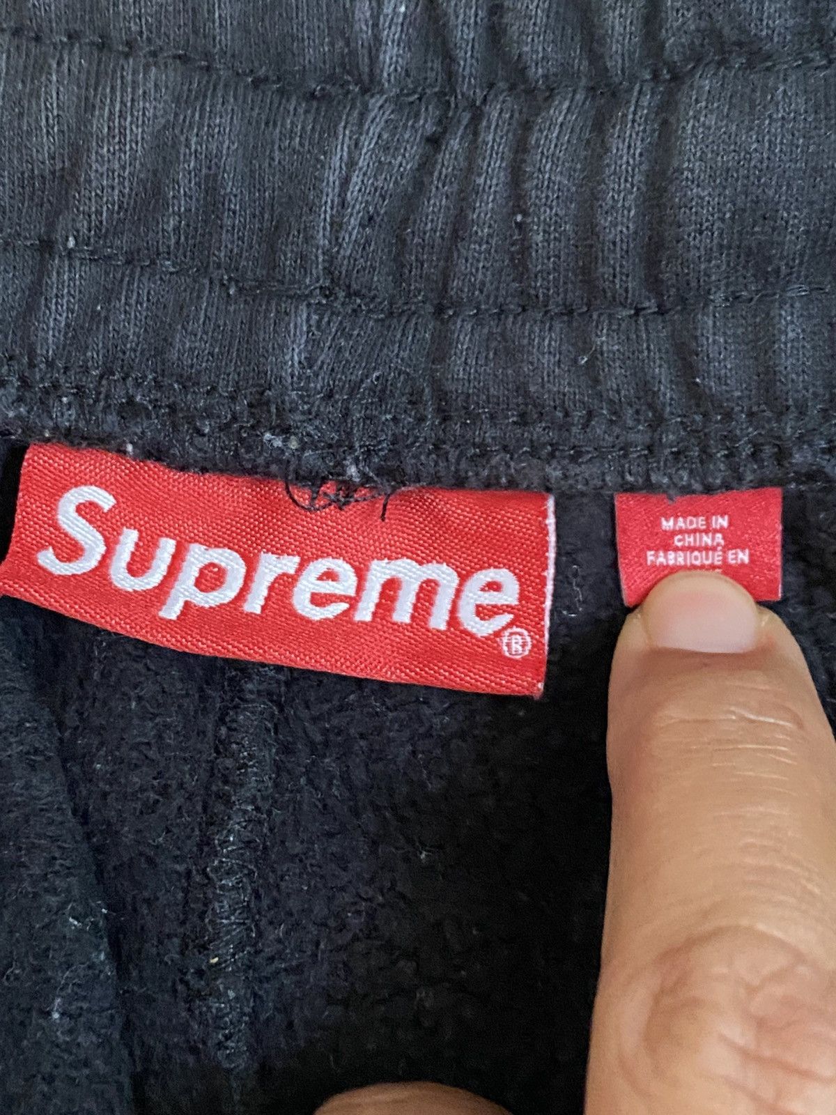 Supreme Supreme sweatpants big logo embroidered Size US 32 / EU 48 - 2 Thumbnail