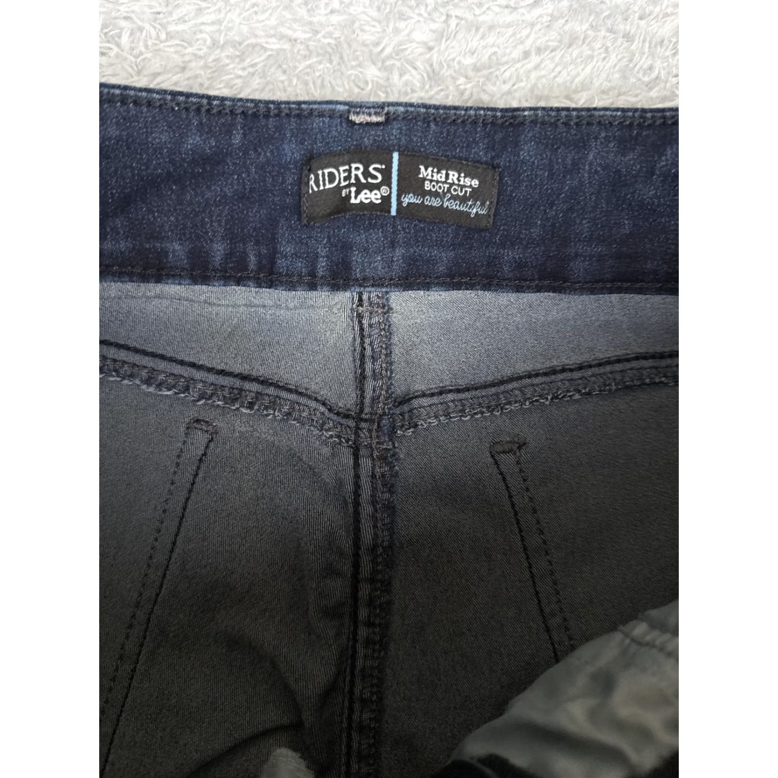 Lee Riders by Lee Bootcut Jeans Womens 12L Blue Dark Wash Mid Rise Stretch 32x34 Denim Jeans Bootscut Women 90s Theme Size 34" / US 12 / IT 48 - 6 Thumbnail
