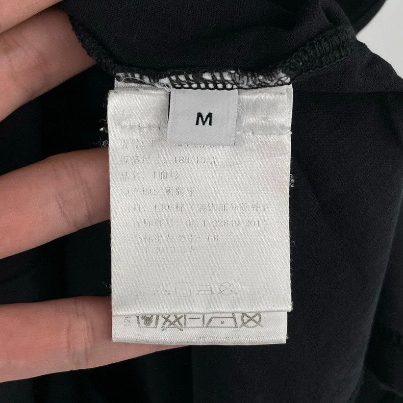 Givenchy Givenchy Distressed Patch Logo Short Sleeve Size US M / EU 48-50 / 2 - 5 Thumbnail