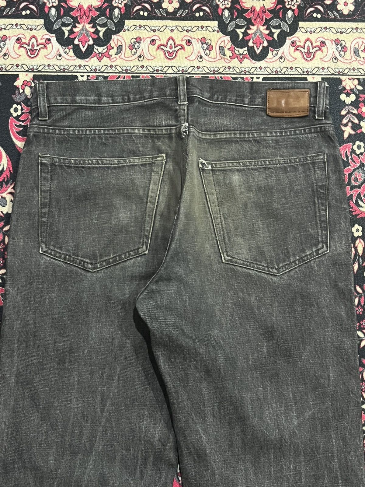 Balenciaga × Gap × Kanye West ⚡️Grunge⚡️Vintage Gap Rough Flame Black Washed Loose Fit Jeans Size US 33 - 7 Thumbnail