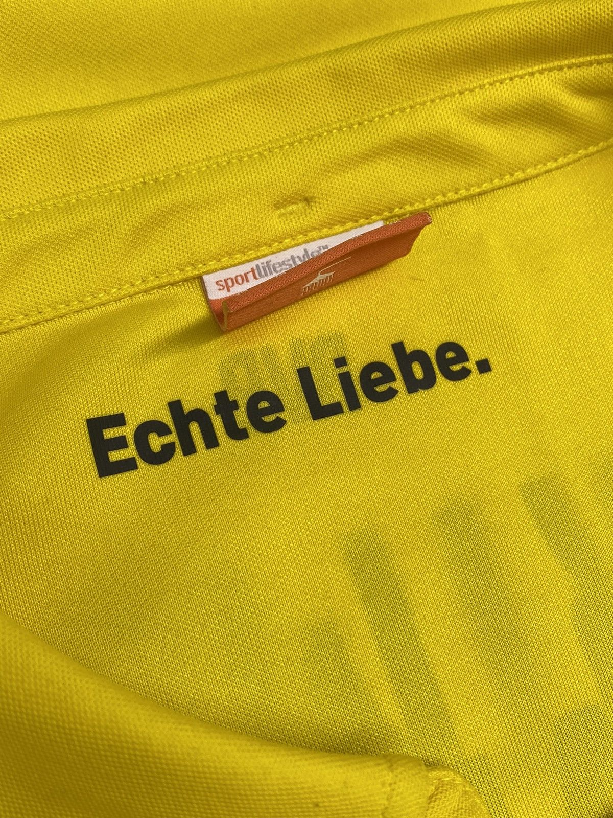Puma #17 Aubameyang BVB Borussia Dortmund Puma Football Shirt Size US M / EU 48-50 / 2 - 16 Thumbnail