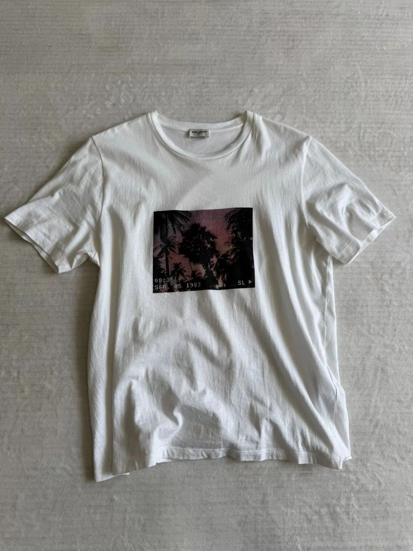 Saint Laurent T.
