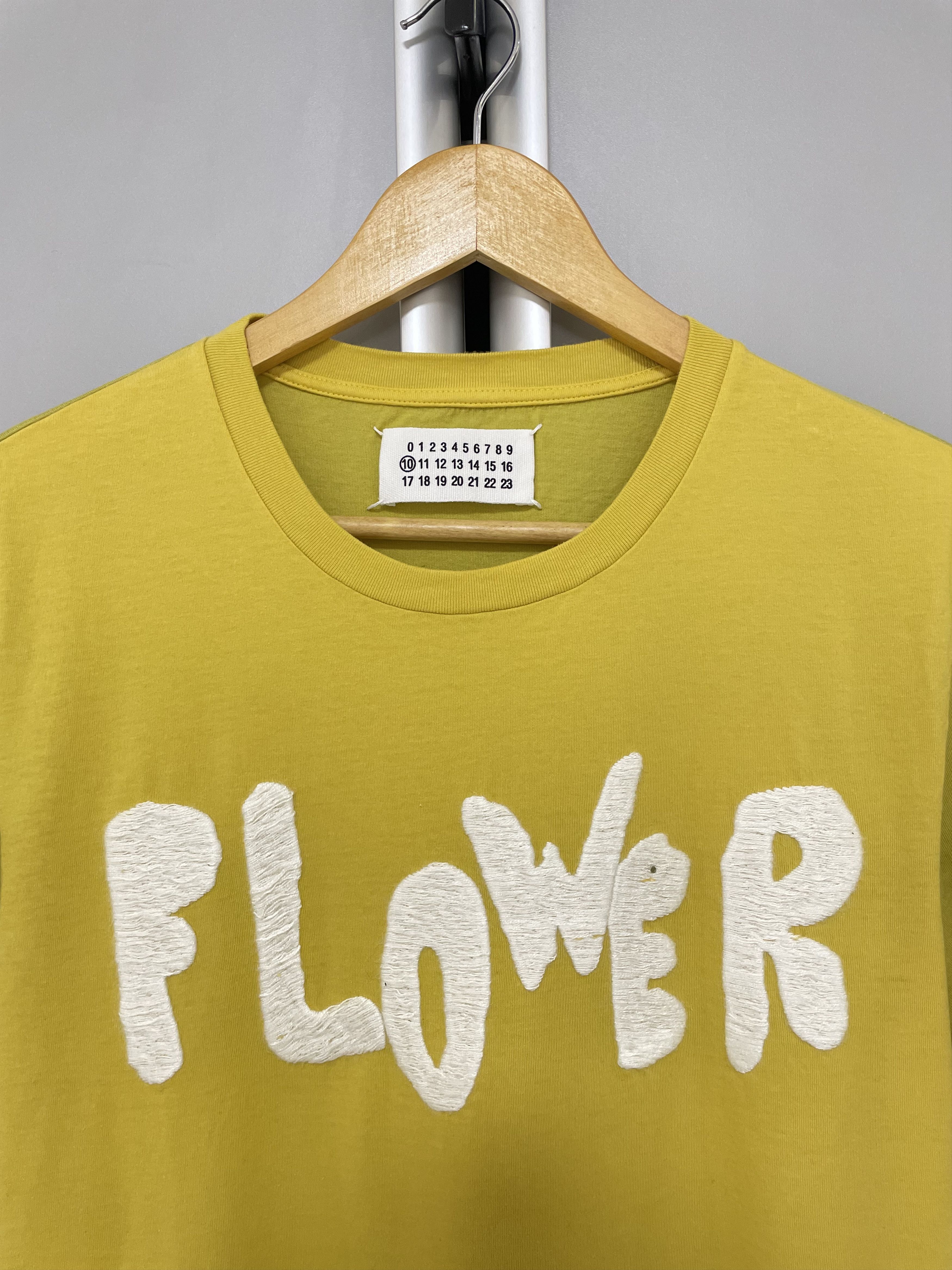 Maison Margiela MAISON MARTIN MARGIELA Paris Flower T-Shirt Archive Rare Tee Size US S / EU 44-46 / 1 - 5 Thumbnail