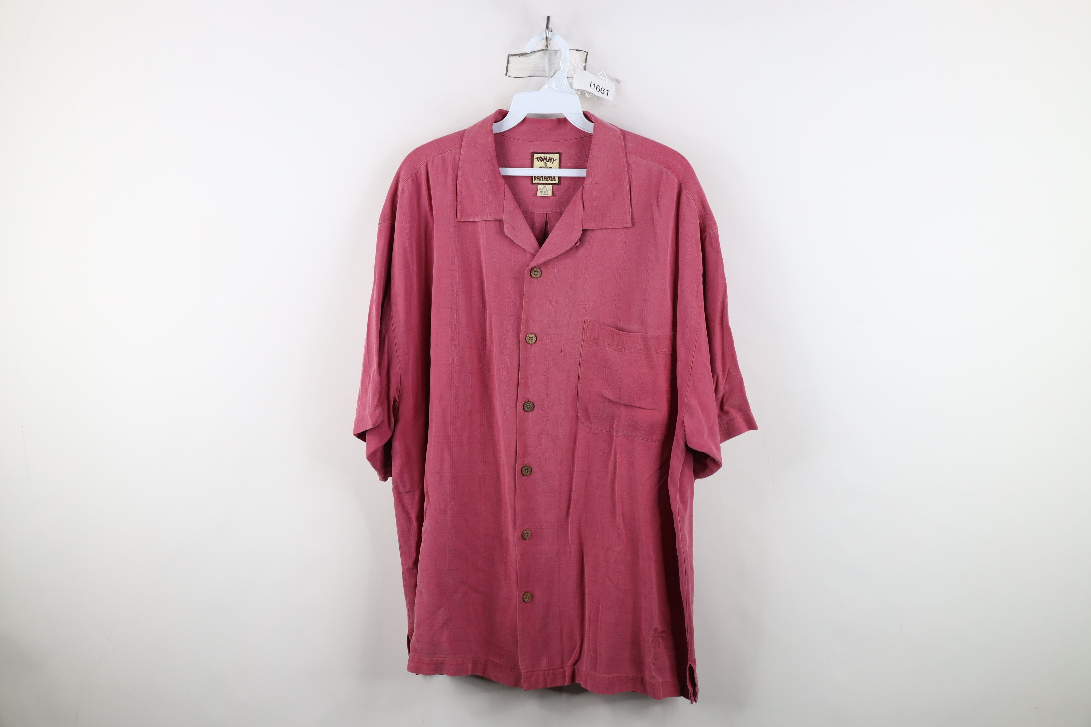 Tommy Bahama Vintage 90s Tommy Bahama Loop Collar Camp Button Shirt Red Size US XL / EU 56 / 4 - 1 Thumbnail