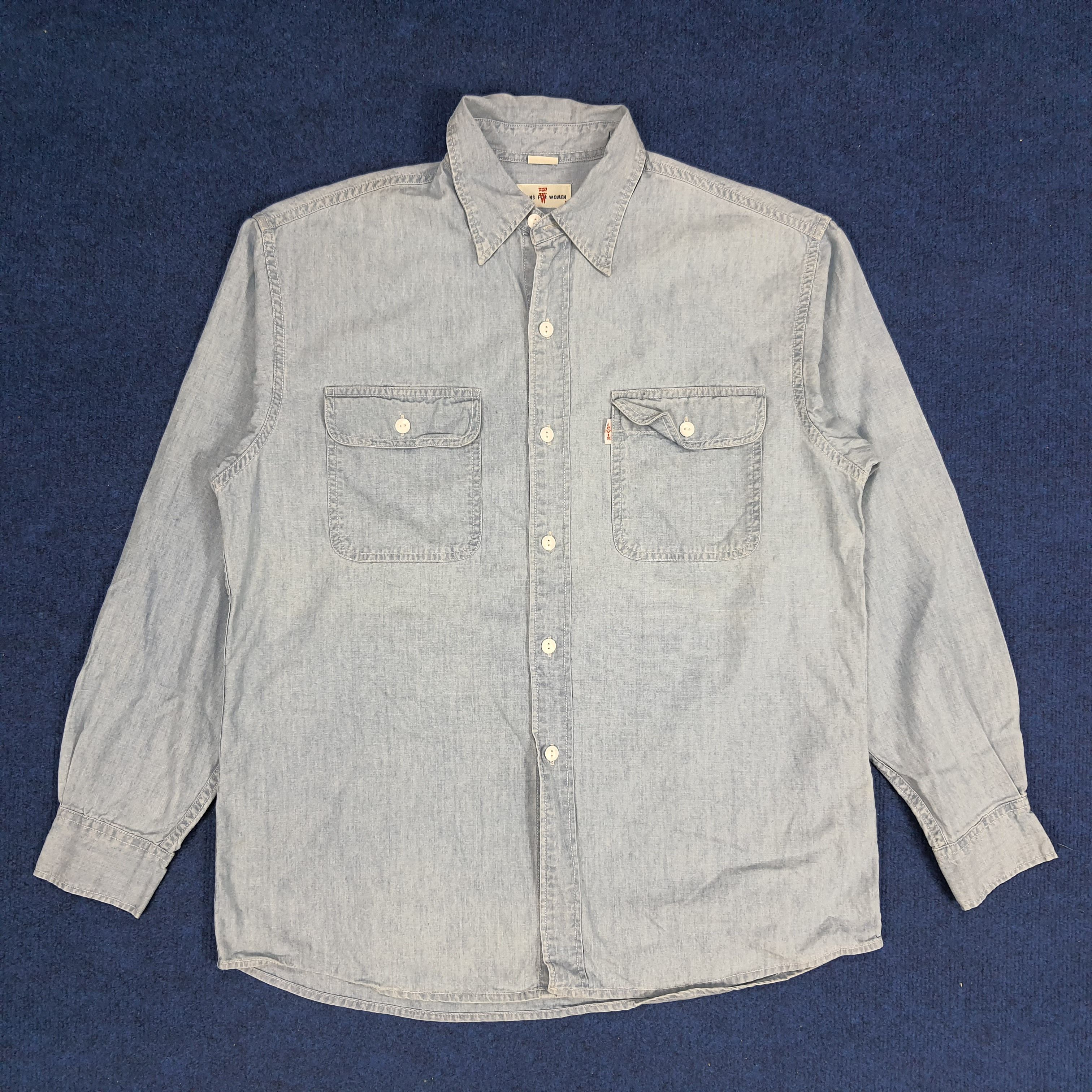 Levi's × Vintage Vintage Levi's Jeans for Women Button Up Shirt Size M / US 6-8 / IT 42-44 - 1 Thumbnail
