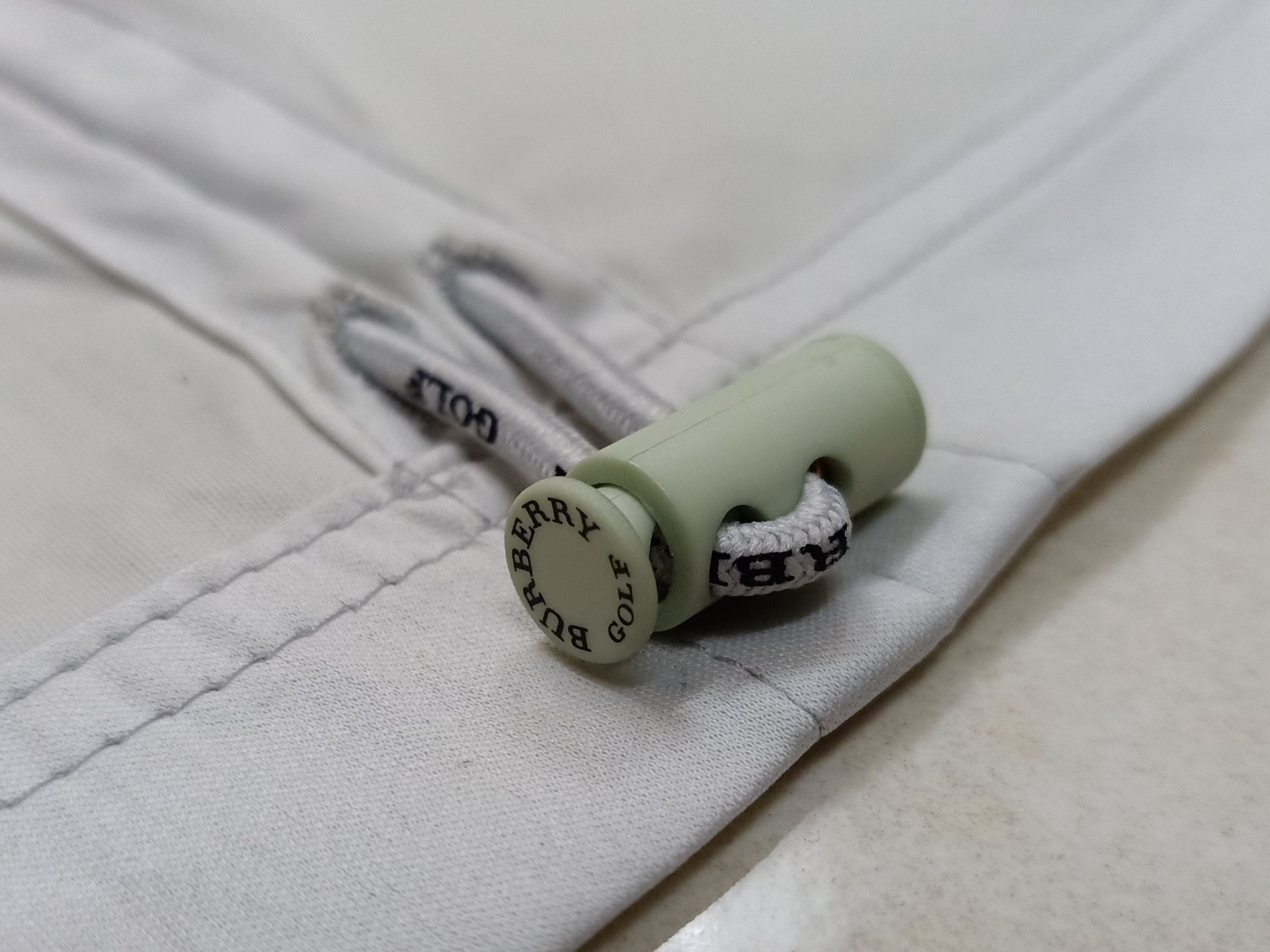 Burberry BURBERRY GOLF White Thin Hoodie Tucked In Golfer Jacket Size M / US 6-8 / IT 42-44 - 13 Thumbnail
