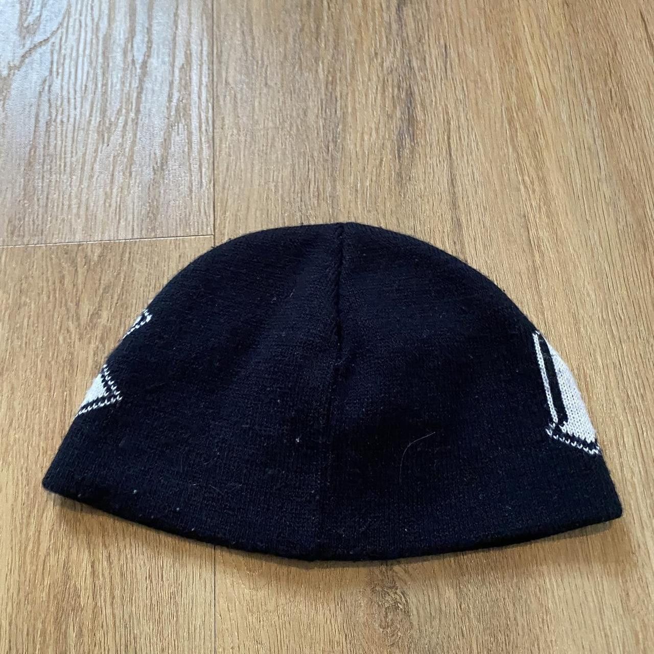 Vintage Black and white AC/DC beanie #streetwear Vintage Size US S / EU 44-46 / 1 - 2 Thumbnail