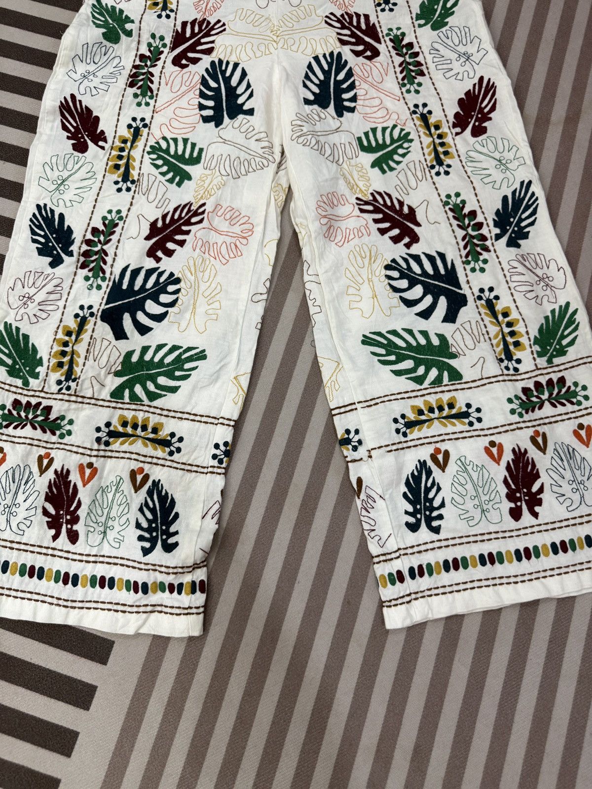 Zara 🔥🔥🔥ARCHIVE ZARA EMBROIDERY FLORAL PANTS Size 30" / US 8 / IT 44 - 5 Thumbnail