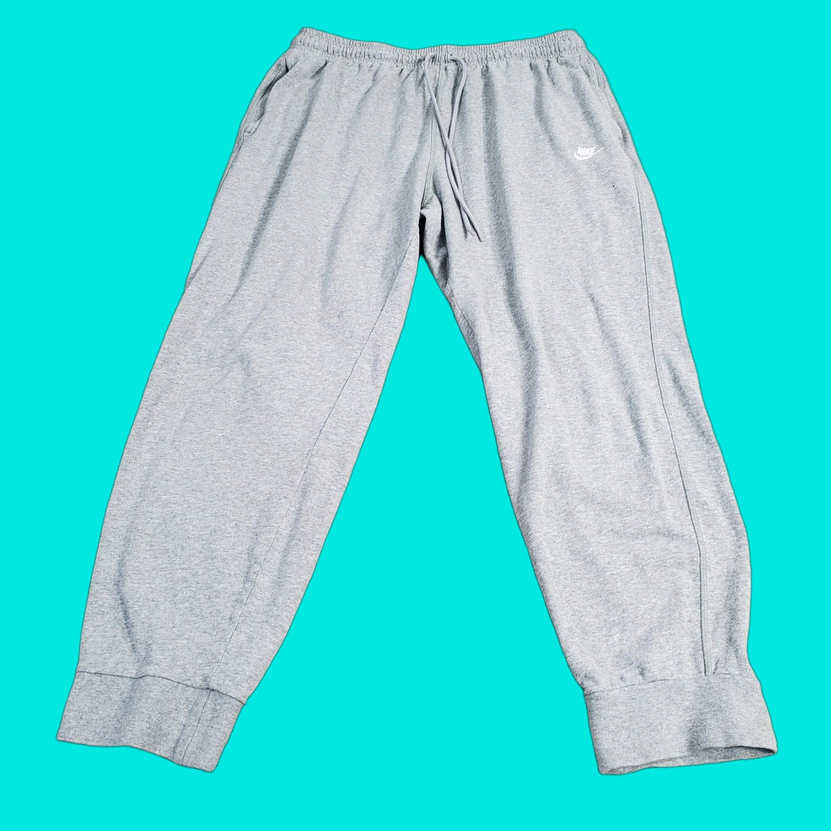 Nike Nike Sportswear Club Knit Sweatpants Mens XL Gray Tapered Joggers Logo Pockets Regular Fit Sweatpants Mens 90s? Size US 36 / EU 52 - 1 Thumbnail