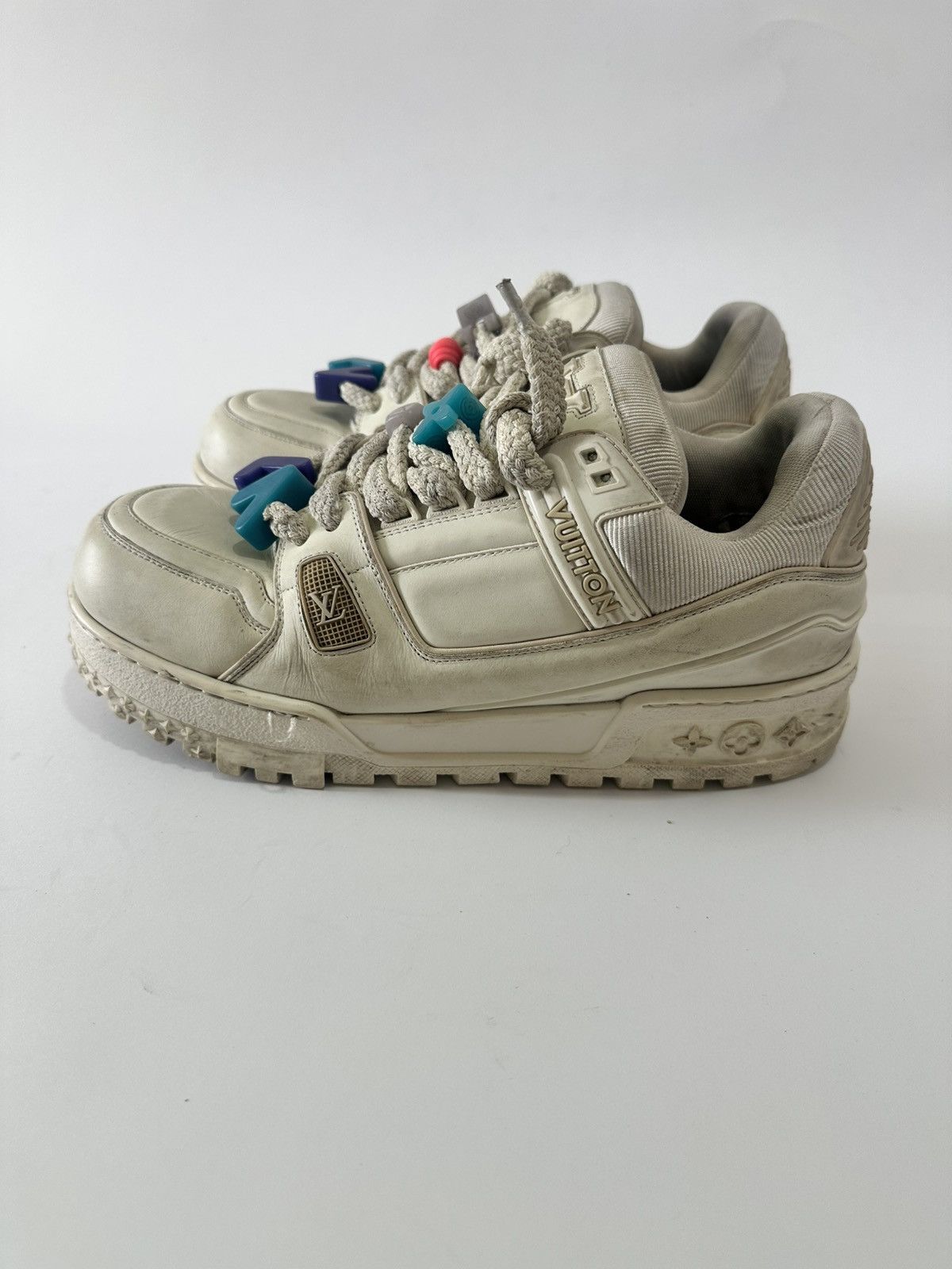 Louis Vuitton Louis Vuitton White Leather LV Trainer Maxi Sneakers Size 10 Size US 11 / EU 44 - 1 Thumbnail