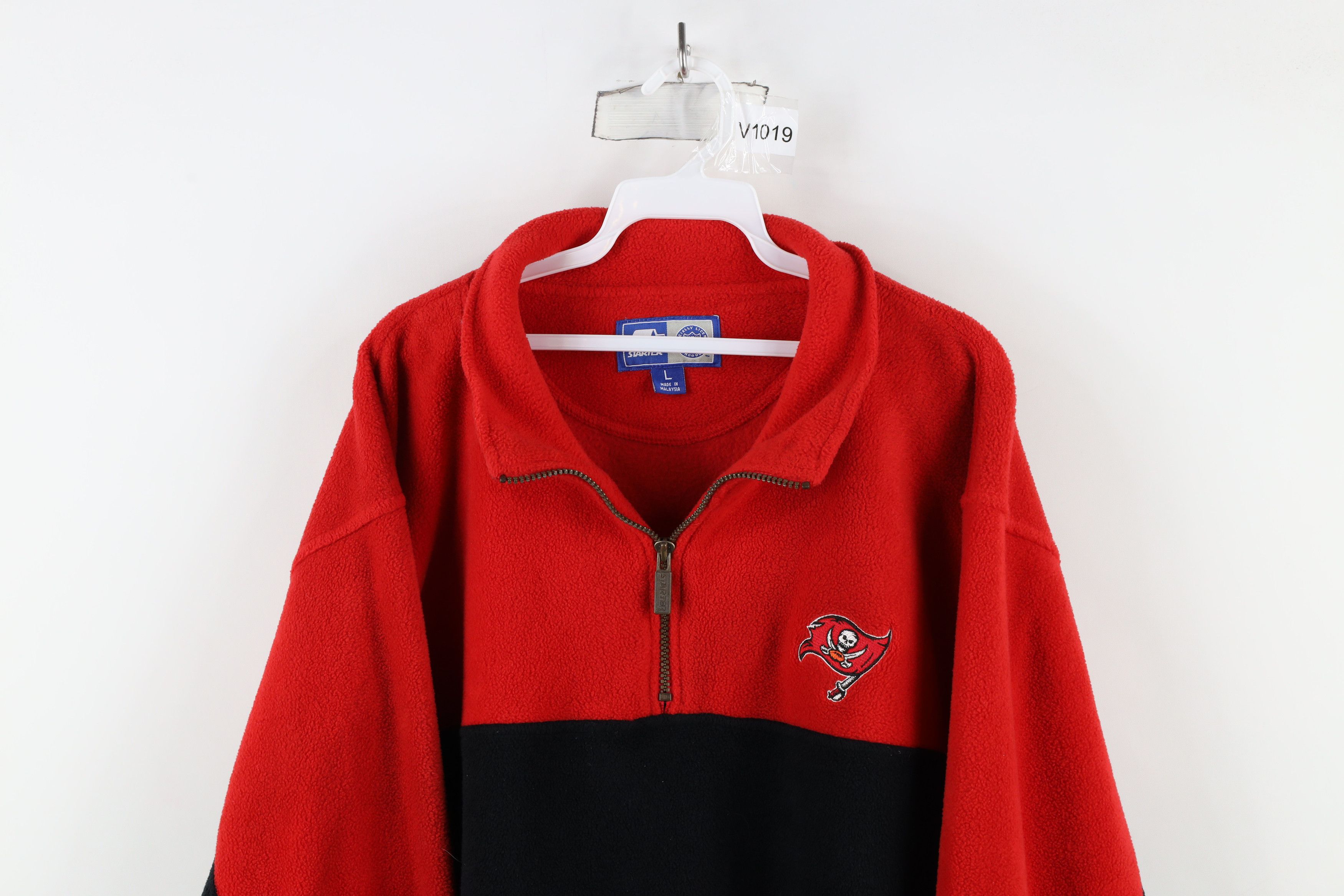 Starter × Vintage Vintage 90s Starter Buccaneers Football Fleece Sweater Size US L / EU 52-54 / 3 - 2 Thumbnail