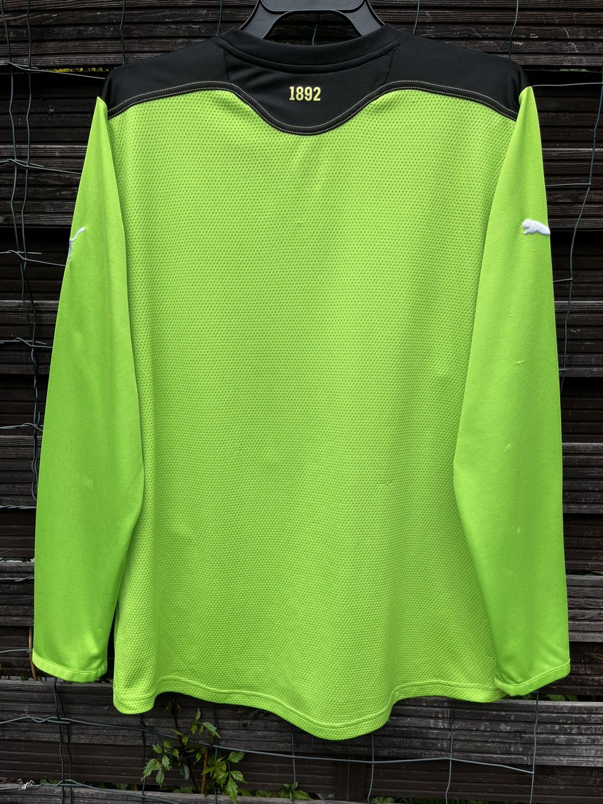 Puma × Vintage ⚽️ NEWCASTLE UNITED GOALKEEPER SOCCER JERSEY FOOTBALL SHIRT Size US L / EU 52-54 / 3 - 11 Thumbnail