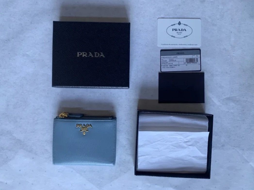 Prada Prada light blue leather wallet Size ONE SIZE - 9 Thumbnail