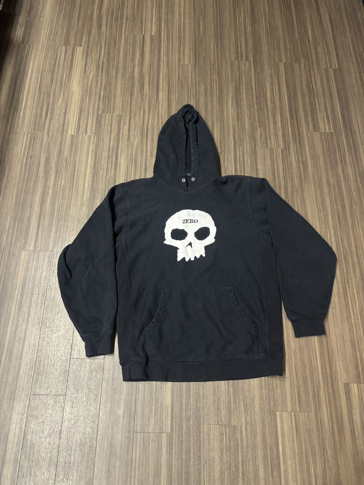 Other Vintage Zero Skateboards Hoodie L Black Skull Logo Skater Size US L / EU 52-54 / 3 - 1 Thumbnail