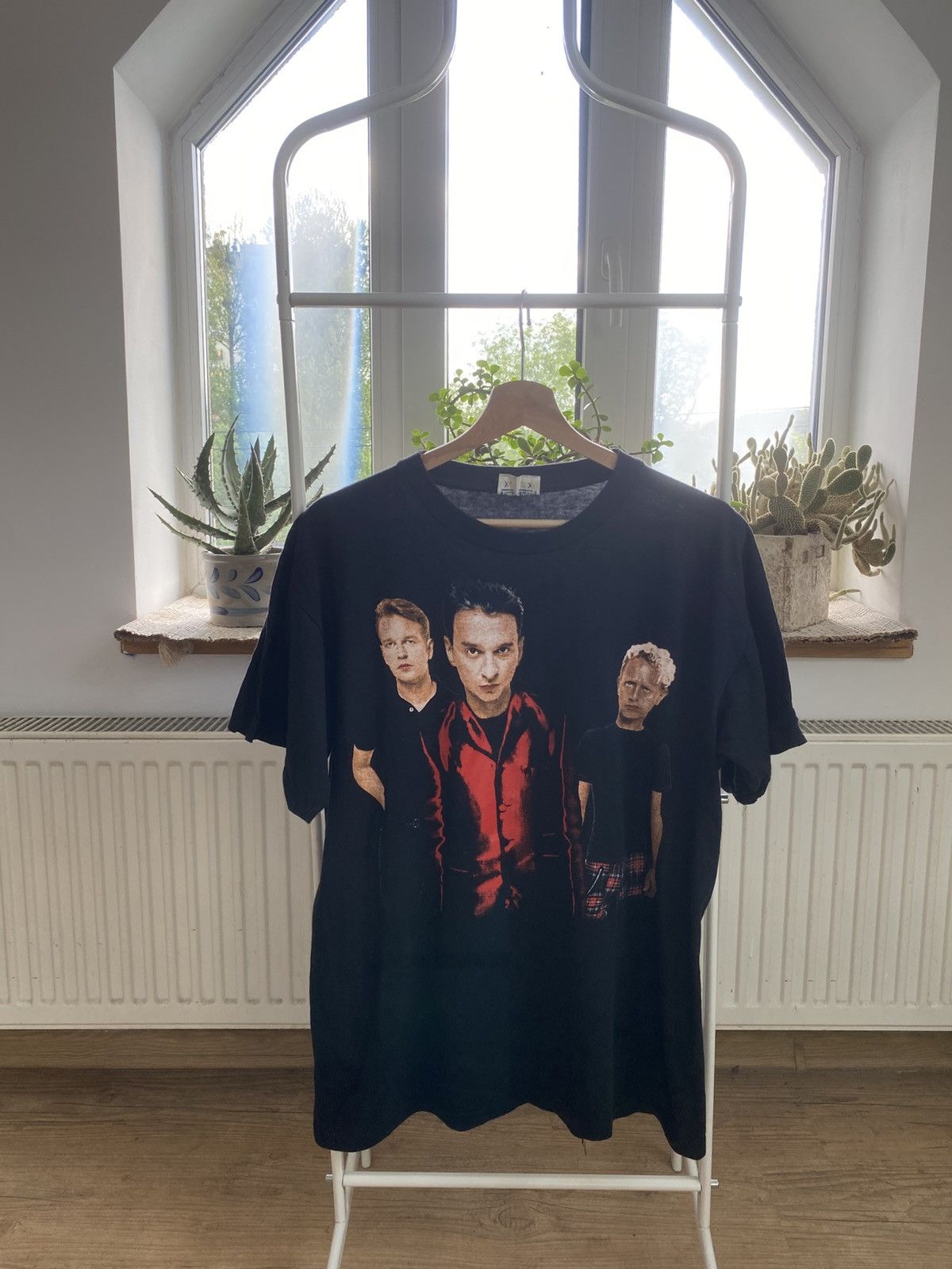 Band Tees × Vintage VINTAGE DEPECHE MODE THE SINGLES TOUR 1998 SINGLE STITCH TEE Size US M / EU 48-50 / 2 - 2 Thumbnail