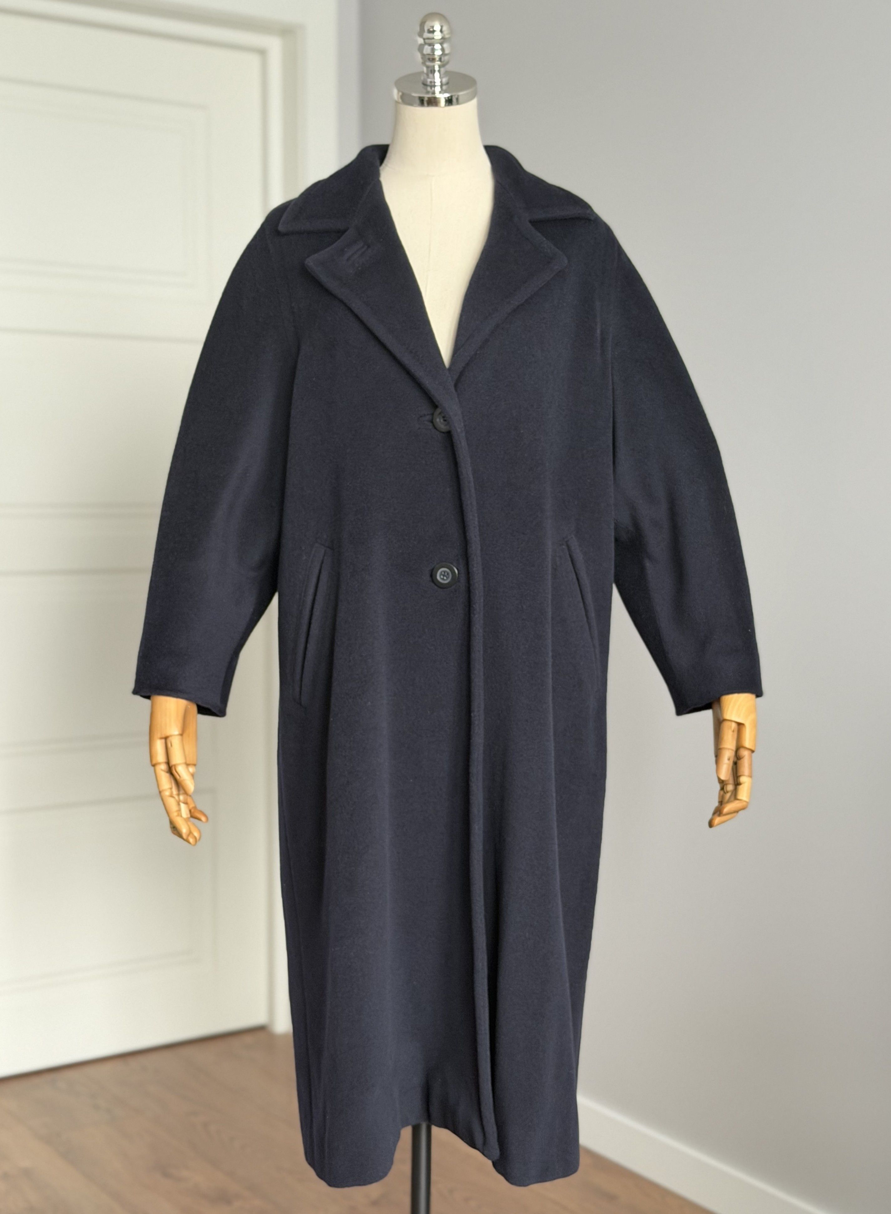 Max Mara MAX MARA Oversized Wool Cashmere Long Coat Made In Italy Size M / US 6-8 / IT 42-44 - 19 Thumbnail