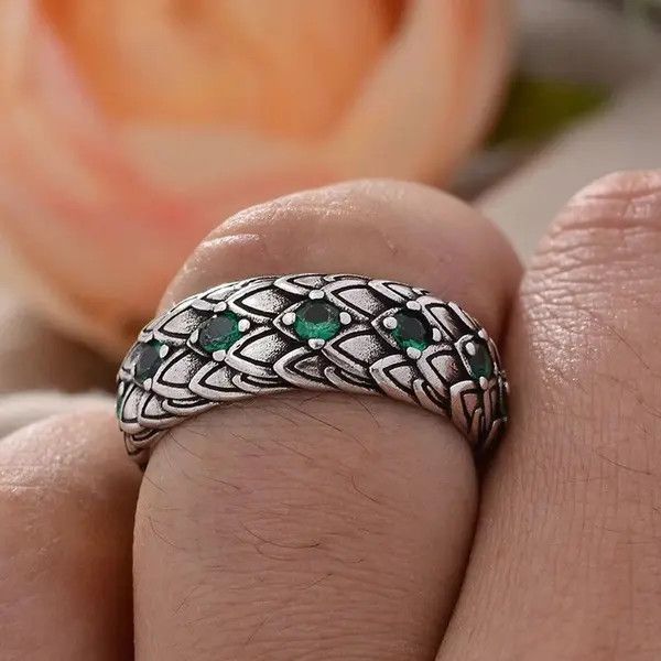 Jewelry Retro Green Crystal Scales Ring Size ONE SIZE - 1 Thumbnail