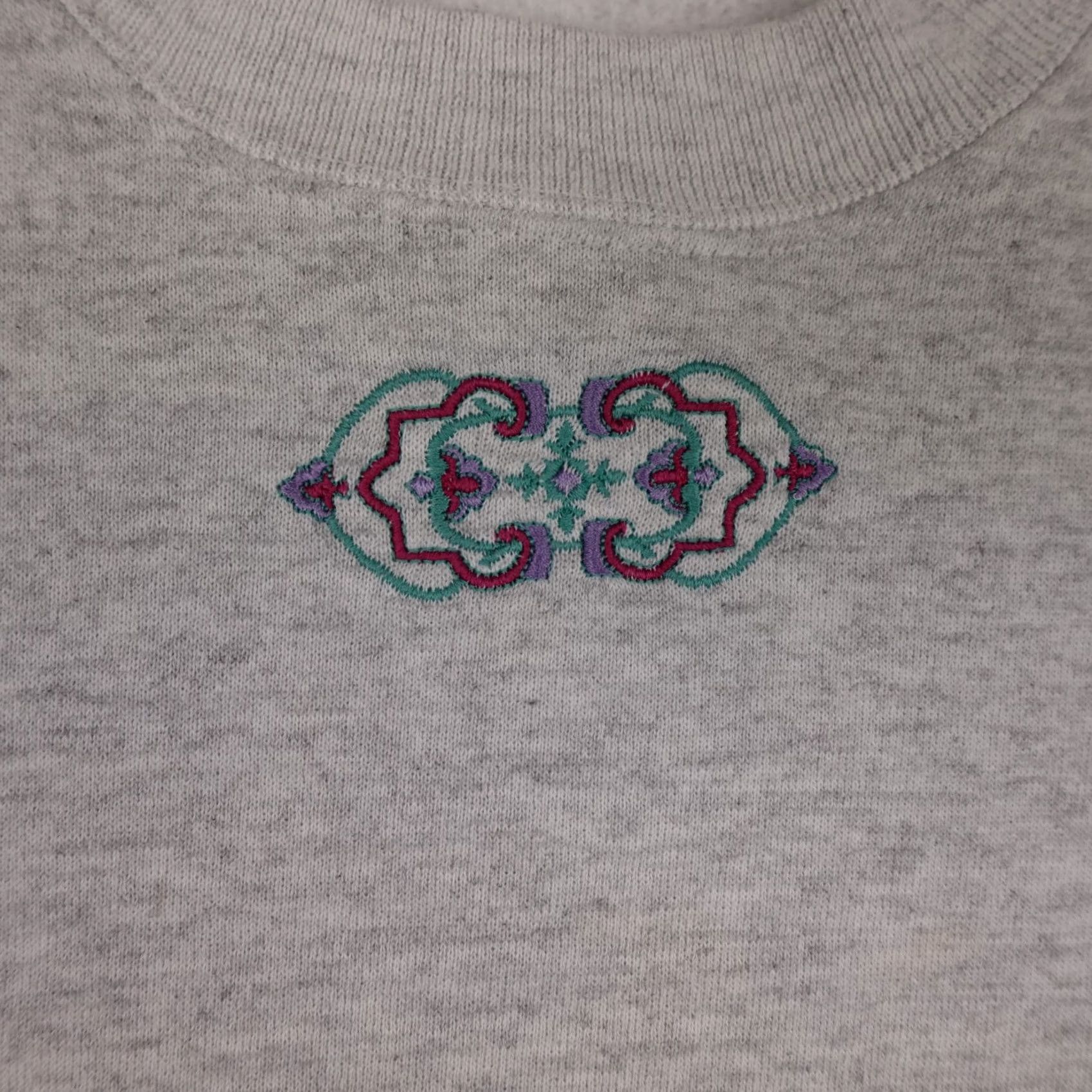 Lee VINTAGE Lee Sweatshirt Womens Large Gray Embroidered Made In USA 90s Crewneck Pullover Sweatshirt Womens Large Gray Embroidered USA 90s Lee Size L / US 10 / IT 46 - 4 Thumbnail