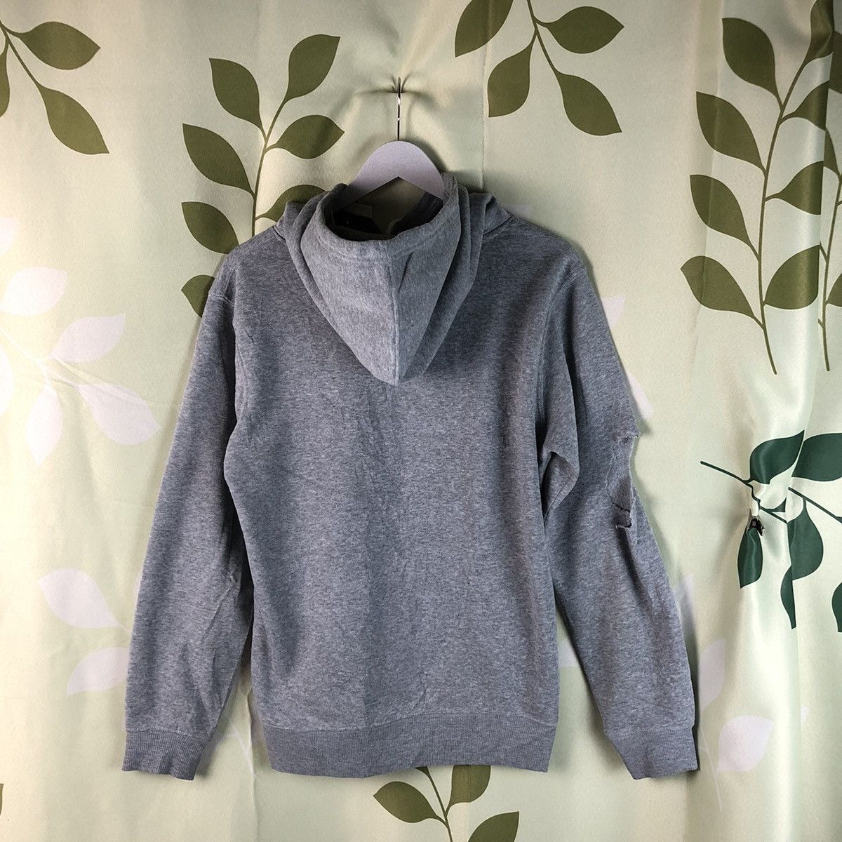 Anime × Japanese Brand Yosistamp anima distress ripped Grey Hoodie #7439 Size US M / EU 48-50 / 2 - 12 Thumbnail