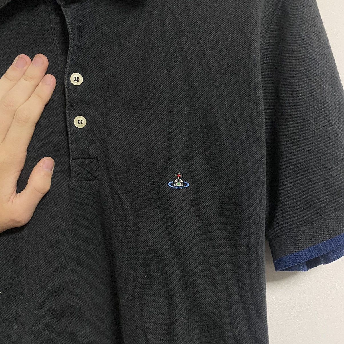 Vivienne Westwood Vintage Vivienne Westwood Polo Shirt Logo Orb Basic Y2k Size US XL / EU 56 / 4 - 4 Thumbnail