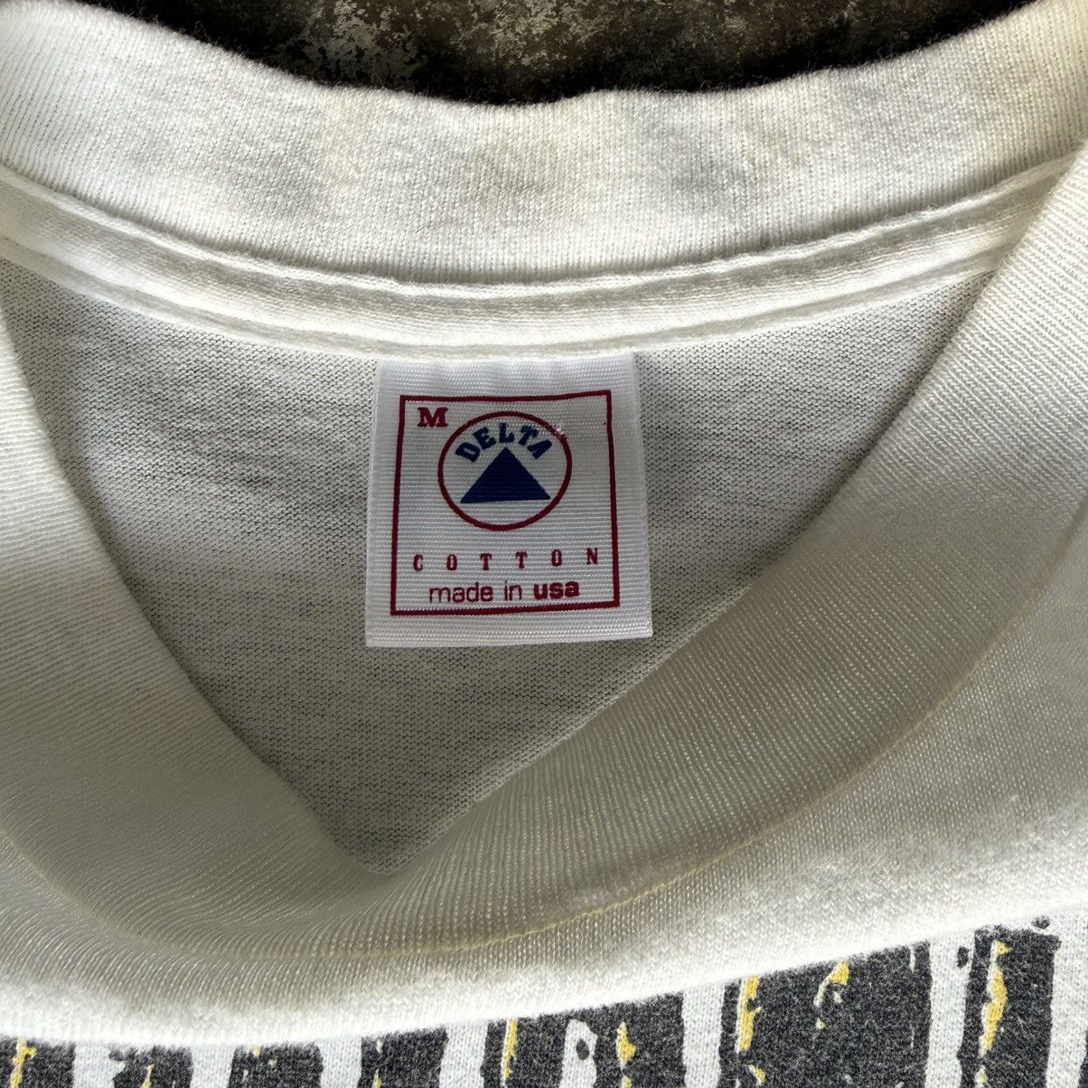 Delta 1993 Turn Or Burn graphic Tee Single Stitch Mens Medium Size US M / EU 48-50 / 2 - 6 Thumbnail