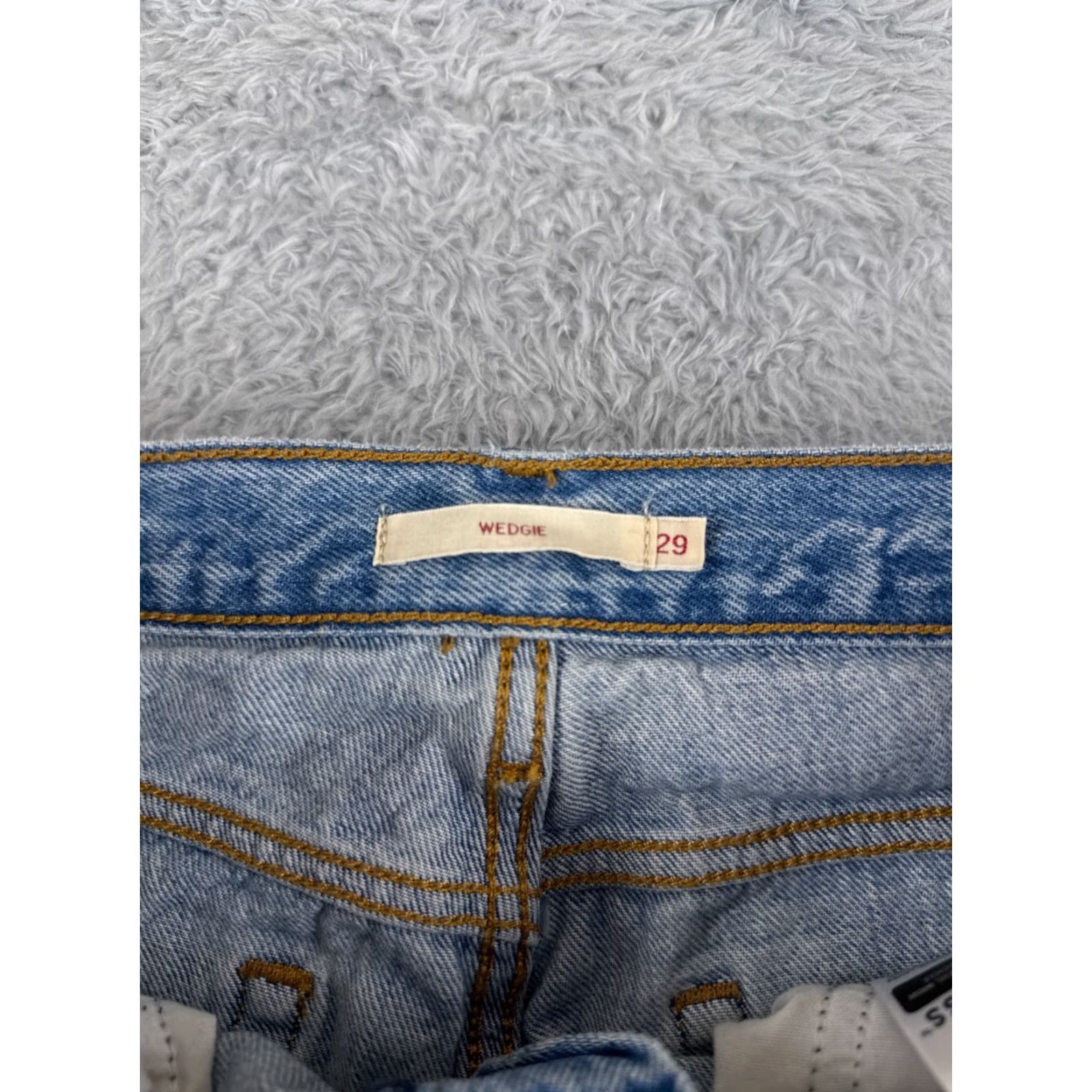Levi's VINTAGE Levis Premium Jeans Women 29 Blue Denim Big E Wedgie Distressed Button Fly 28x27 Size 29" - 6 Thumbnail