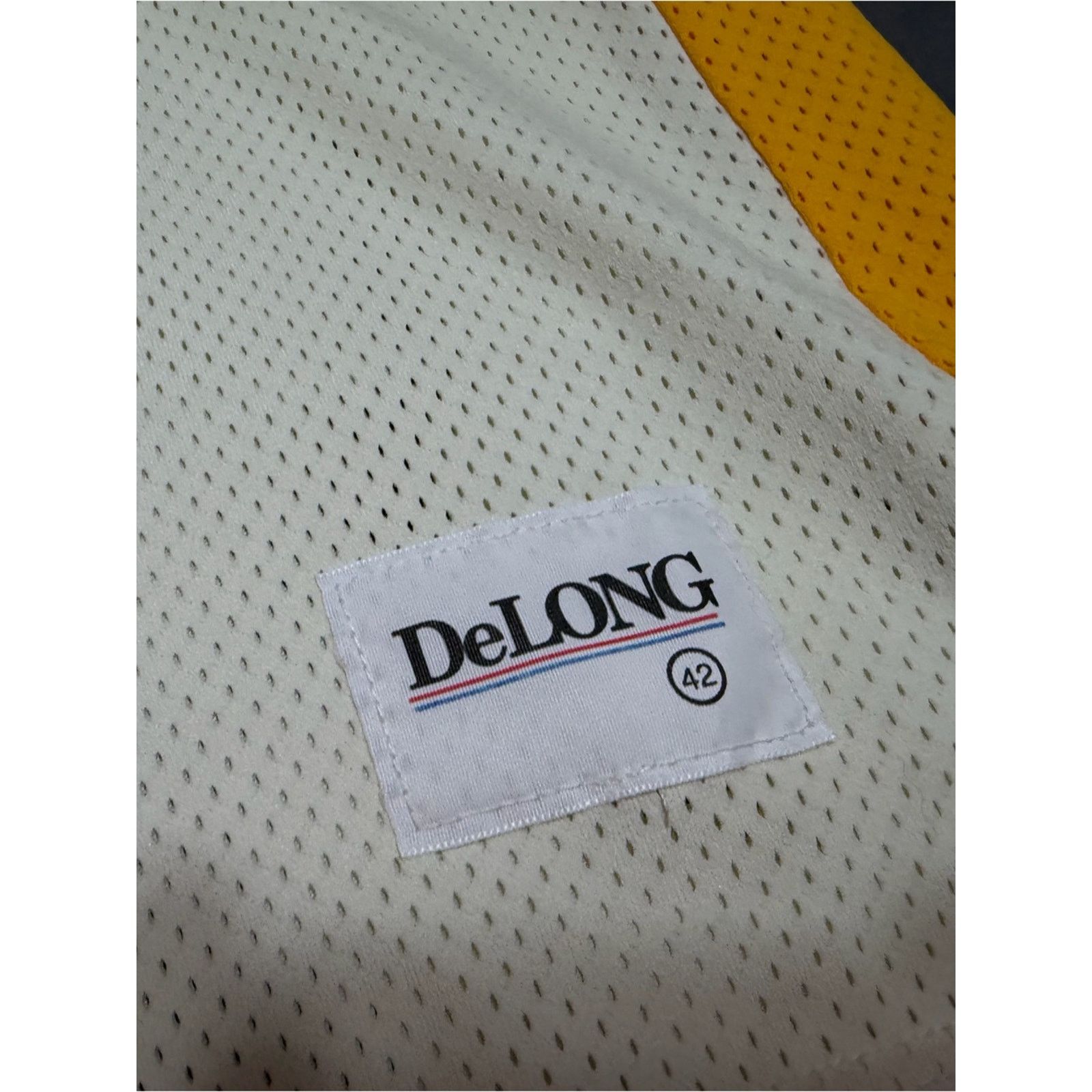 Delong Vintage DEADSTOCK 80’s Delong Basketball Jersey HAWKS RARE Size US L / EU 52-54 / 3 - 5 Thumbnail