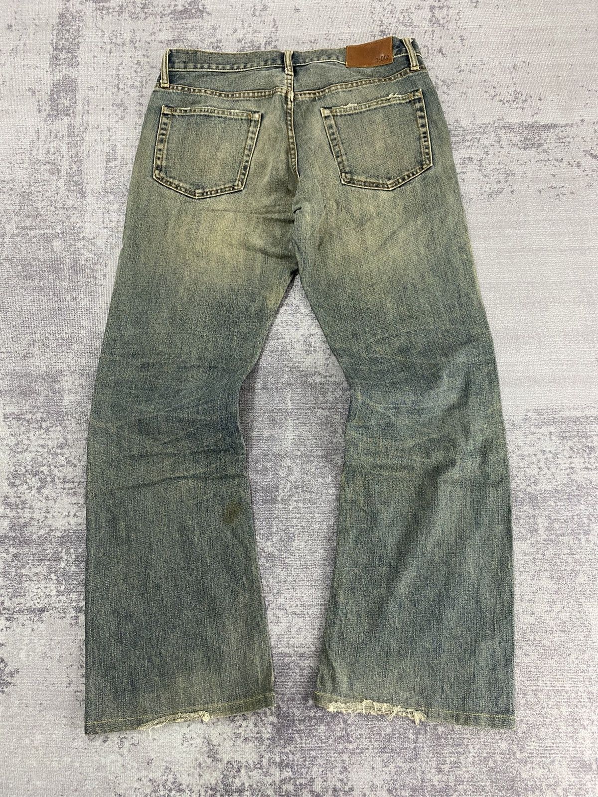 Japanese Brand flared uniqlo mudwash jeans ifsx lgb style Size US 32 / EU 48 - 2 Thumbnail