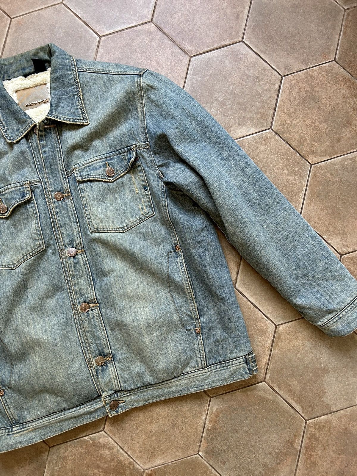 Oakley Vintage Oakley Sherpa Denim Jacket Trucker Lined Size US L / EU 52-54 / 3 - 3 Thumbnail