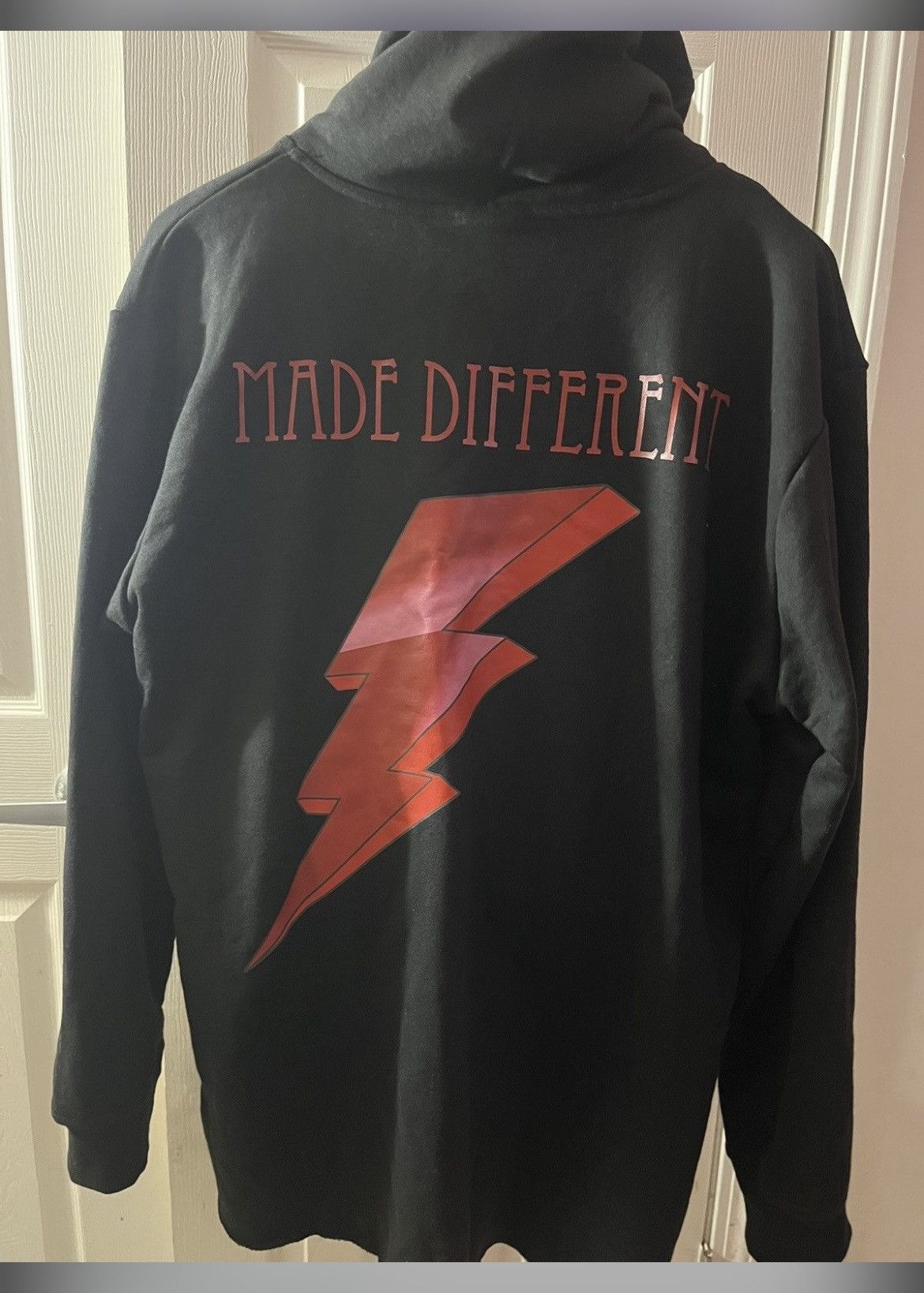 Other MENTALITY. MADE DIFFERENT. Size US XS / EU 42 / 0 - 4 Thumbnail