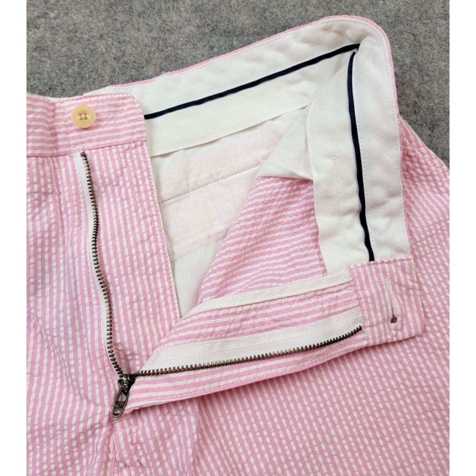 Polo Ralph Lauren Polo Ralph Lauren Seersucker Shorts Mens 36 Pink White Stripe Slash Pockets Bermuda Beach Nautical 90s? Size US M / EU 48-50 / 2 - 7 Thumbnail