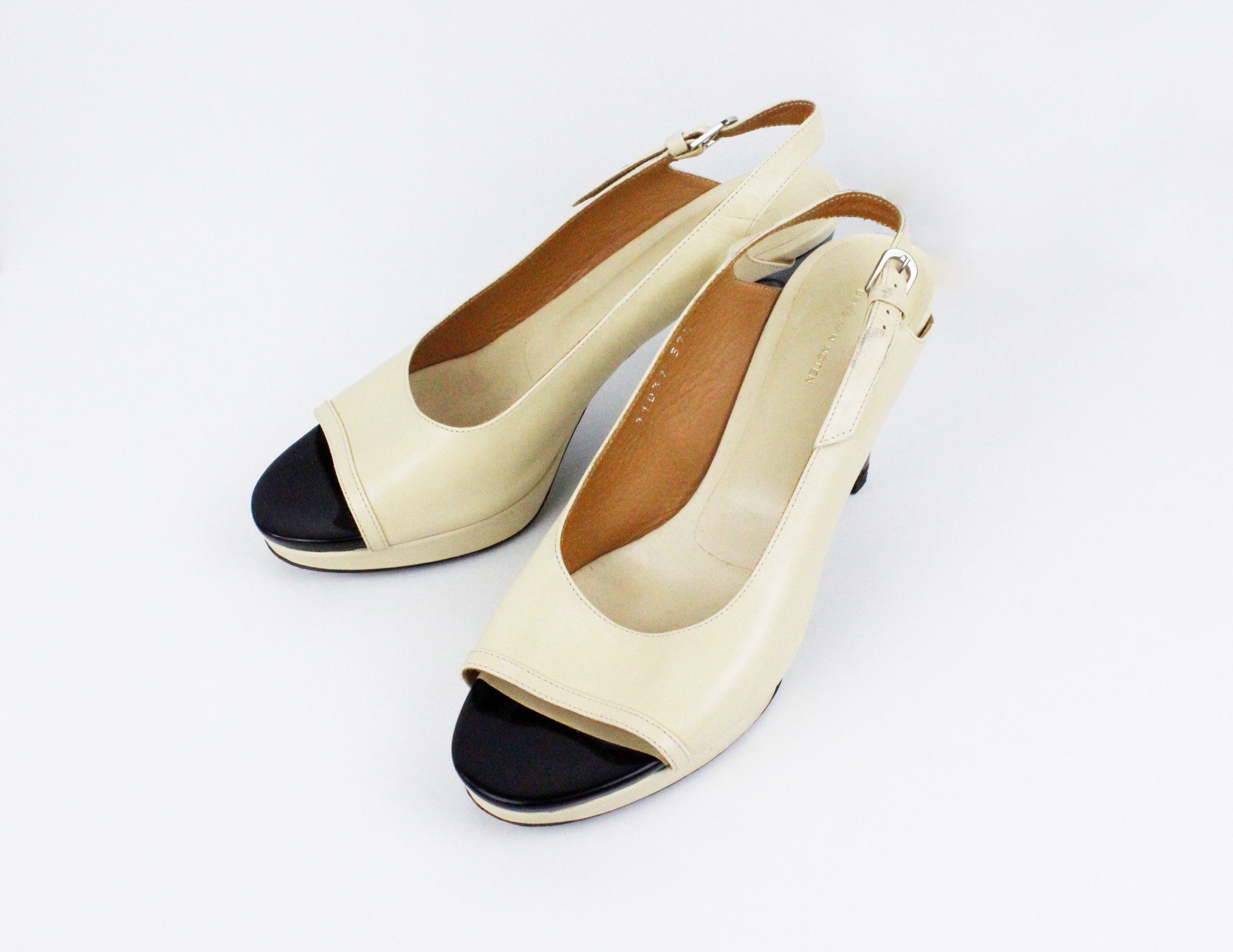 Dries Van Noten Dries Van Noten Beige Leather Open Toe Pumps Shoes Size US 7.5 / IT 37.5 - 2 Thumbnail