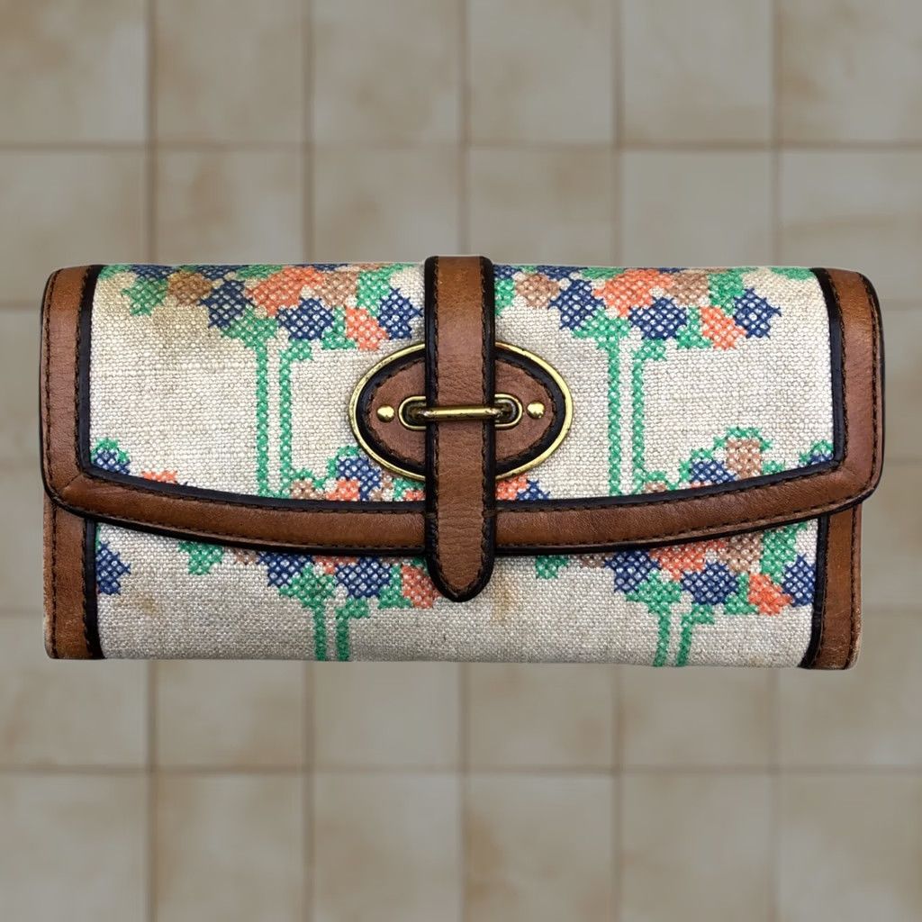 Fossil VTG Fossil Leather Clutch Wallet Floral 7.5" x 4" Multicolor Women One Size KS Size ONE SIZE - 1 Thumbnail