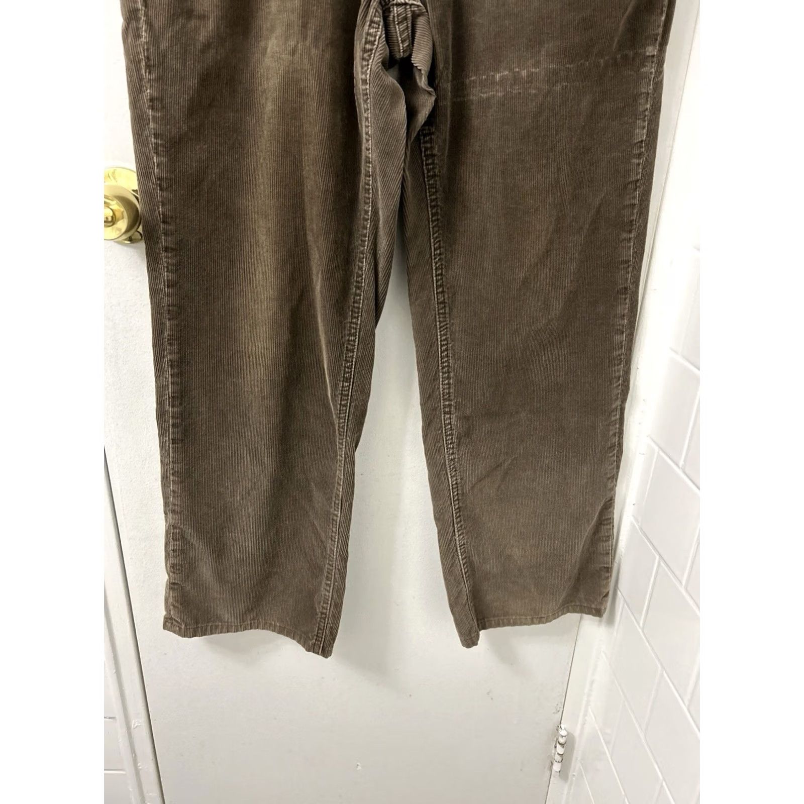 Tommy Bahama Indigo Palms Company Corduroy Chino Pants Mens 34x29 Brown Straight Leg Casual Workwear Vintage No Size US 34 / EU 50 - 3 Thumbnail