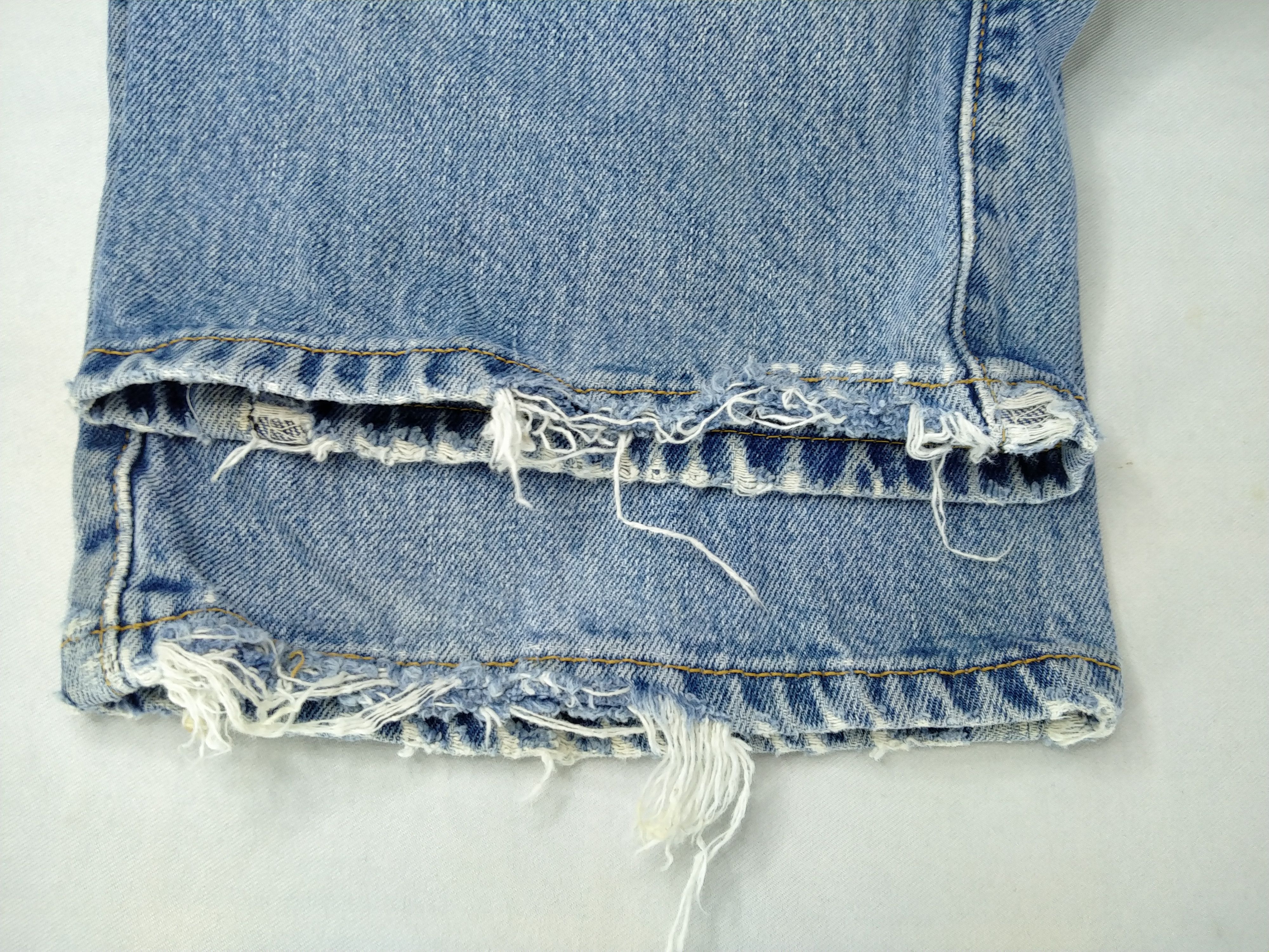 Levi's Vintage Levi's 501 Blue Wash Denim 34x31.5 -JN799 Size US 34 / EU 50 - 12 Thumbnail
