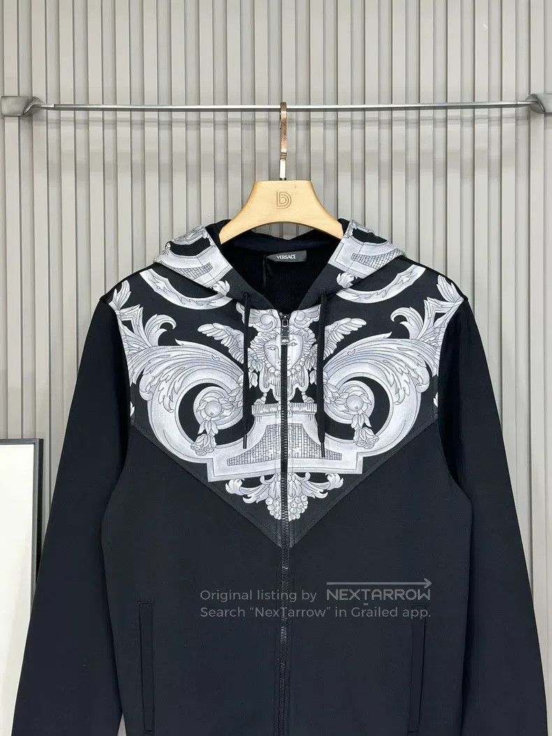 Versace Versace Black casual hooded coat Size US M / EU 48-50 / 2 - 4 Thumbnail