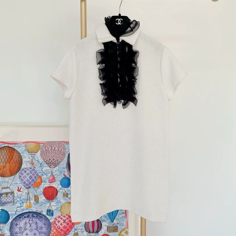 Chanel White knitted short sleeves 2504-Nextarrow