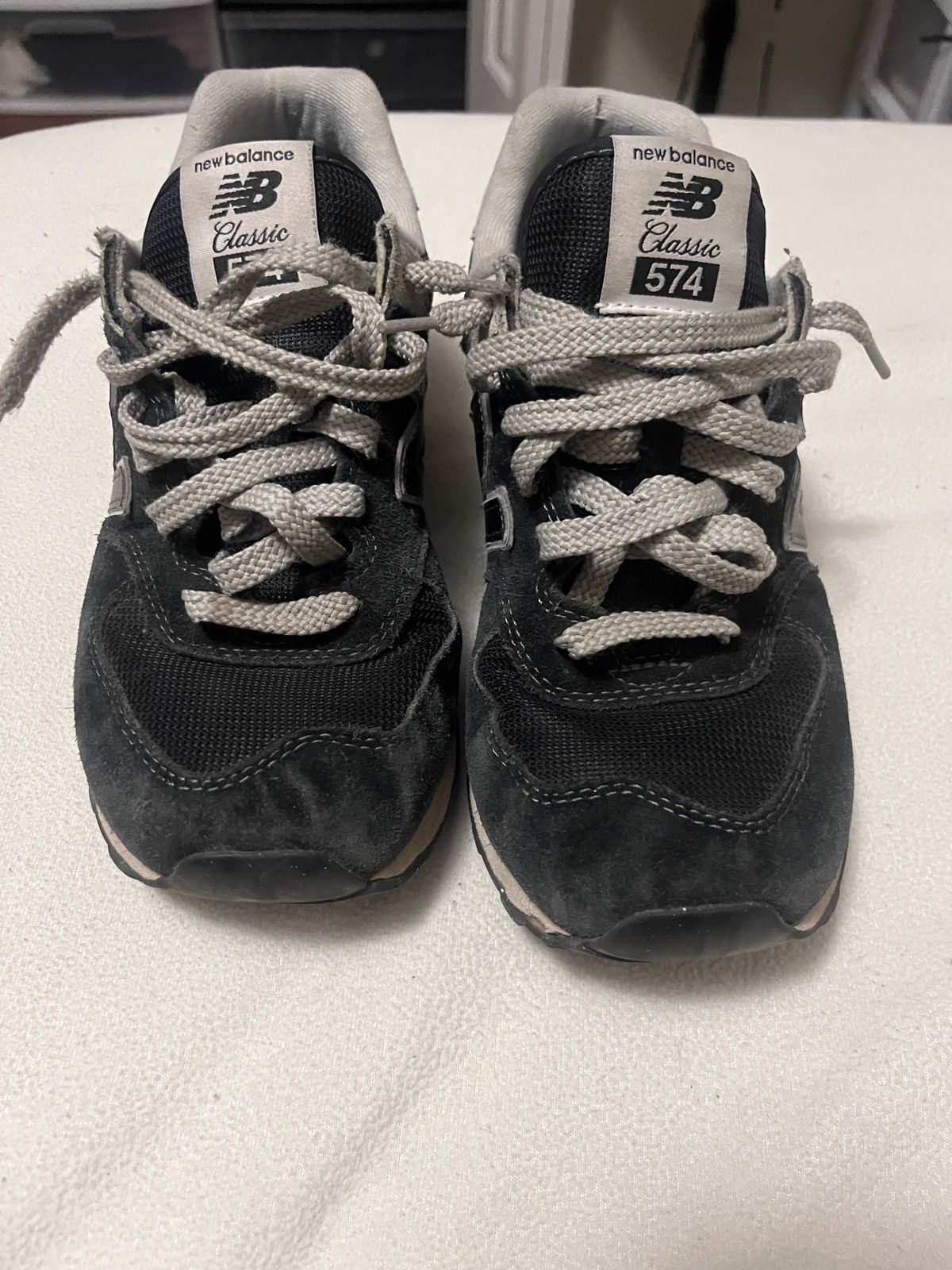 New Balance New Balance 574 Classic Size US 7.5 / EU 40-41 - 1 Thumbnail
