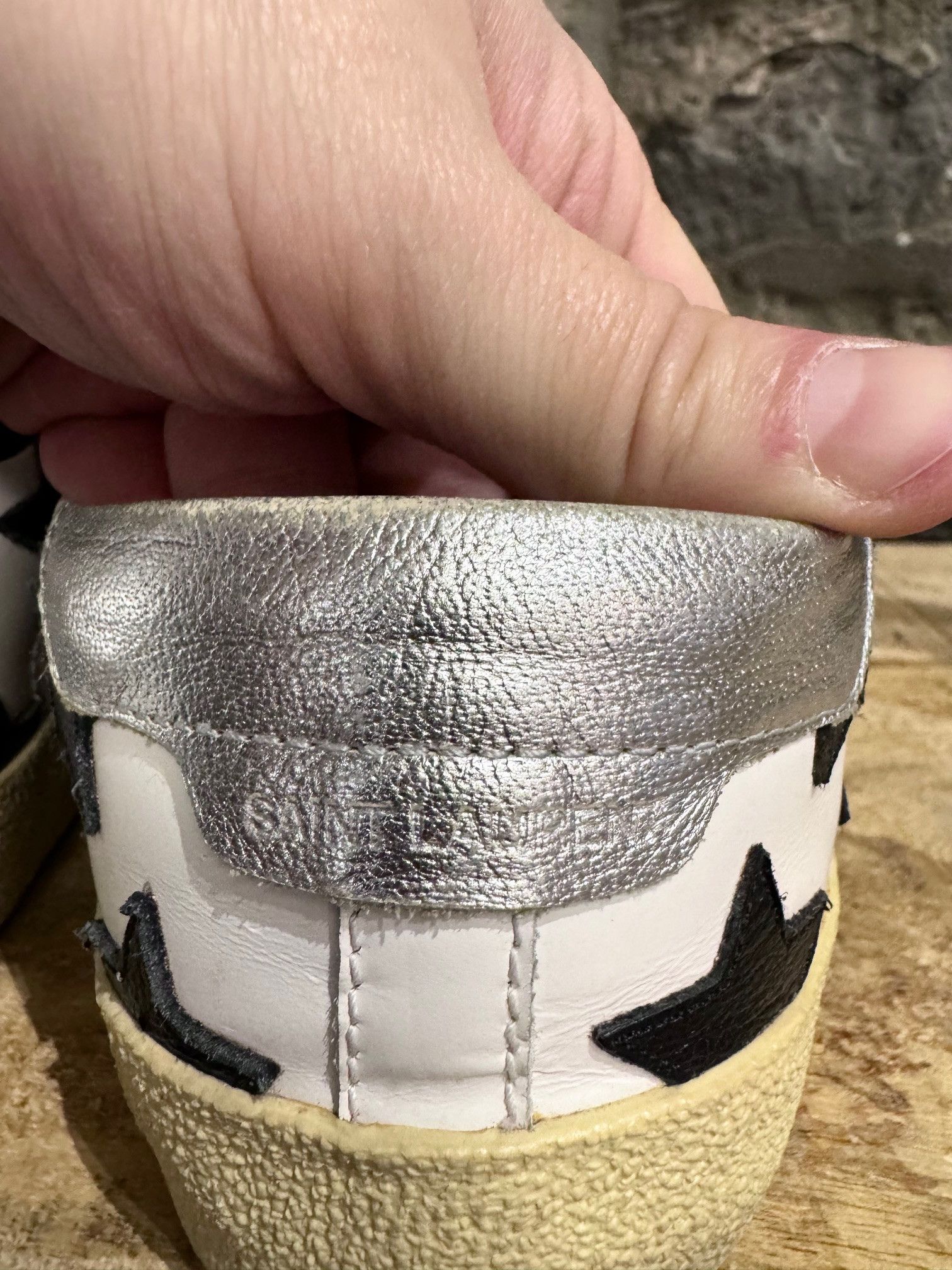 Saint Laurent Paris Saint Laurent White Leather Stars Appliqué Court Sneakers Size US 9.5 / IT 39.5 - 6 Thumbnail