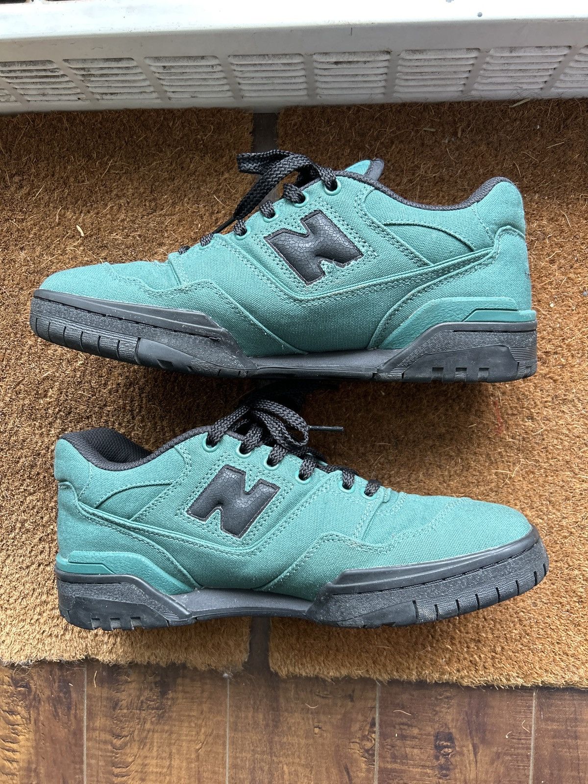 New Balance x thisisneverthat 550’s