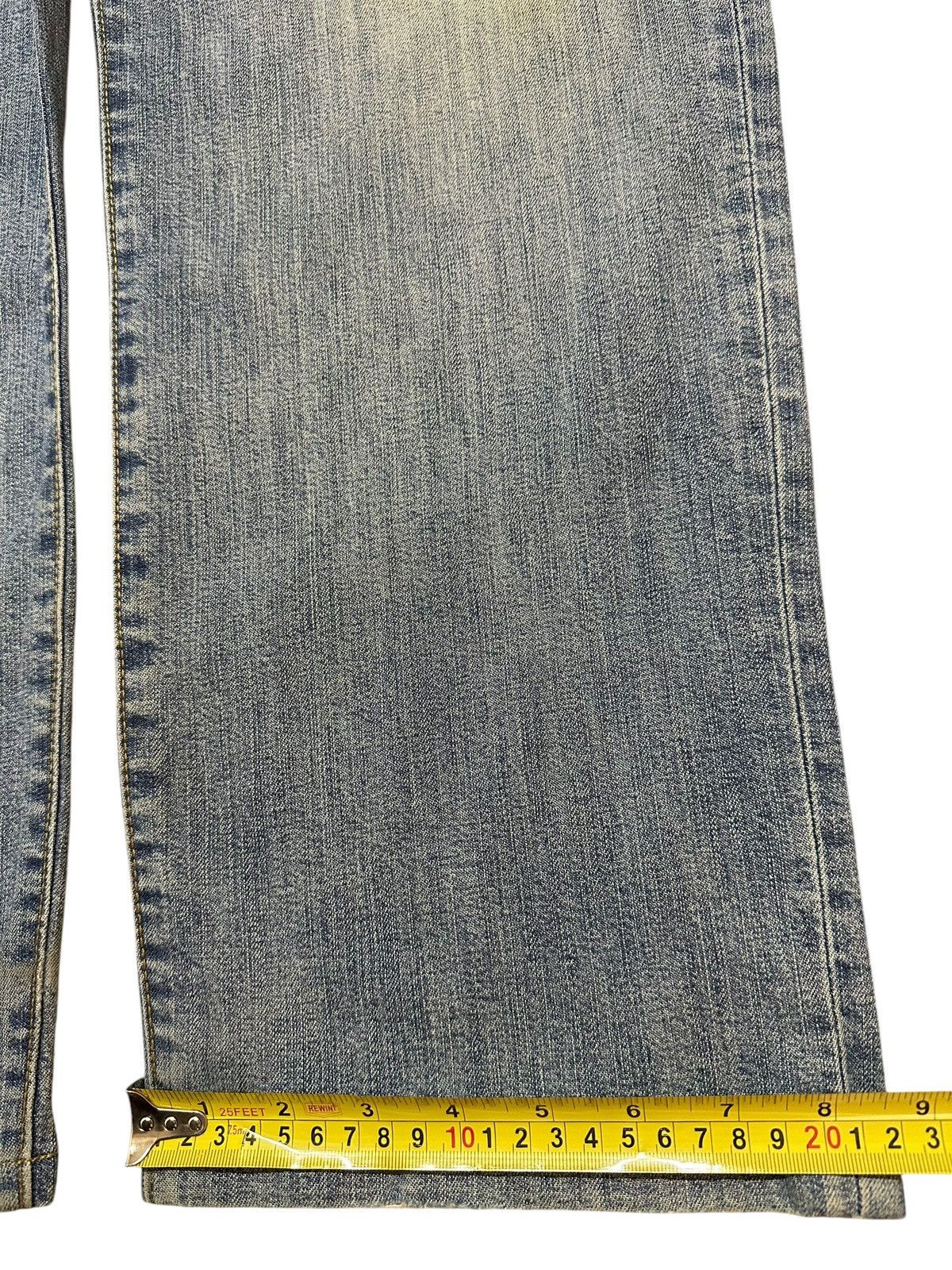 Japanese Brand Vintage Japanese Uniqlo Faded Wash Distressed Baggy Jeans Size US 33 - 16 Thumbnail