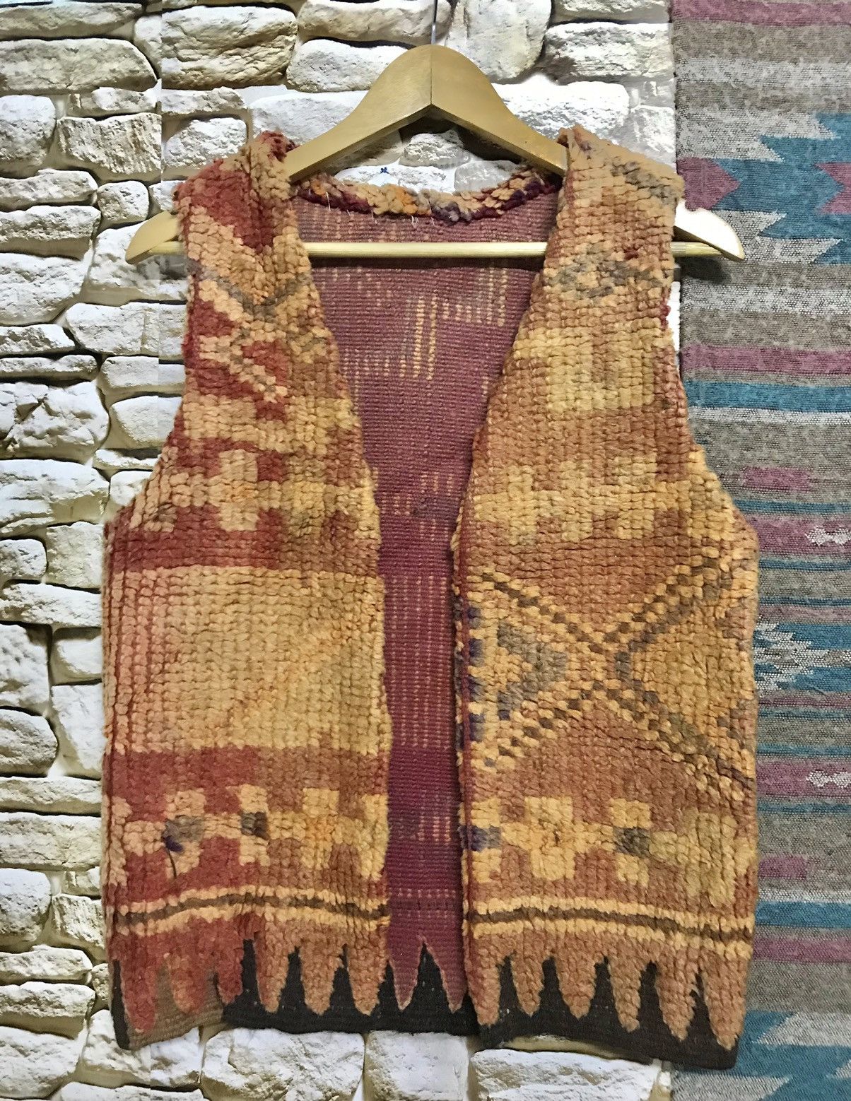 Handmade × Vintage Vintage Hand -Made Rug Vest Size US M / EU 48-50 / 2 - 1 Thumbnail