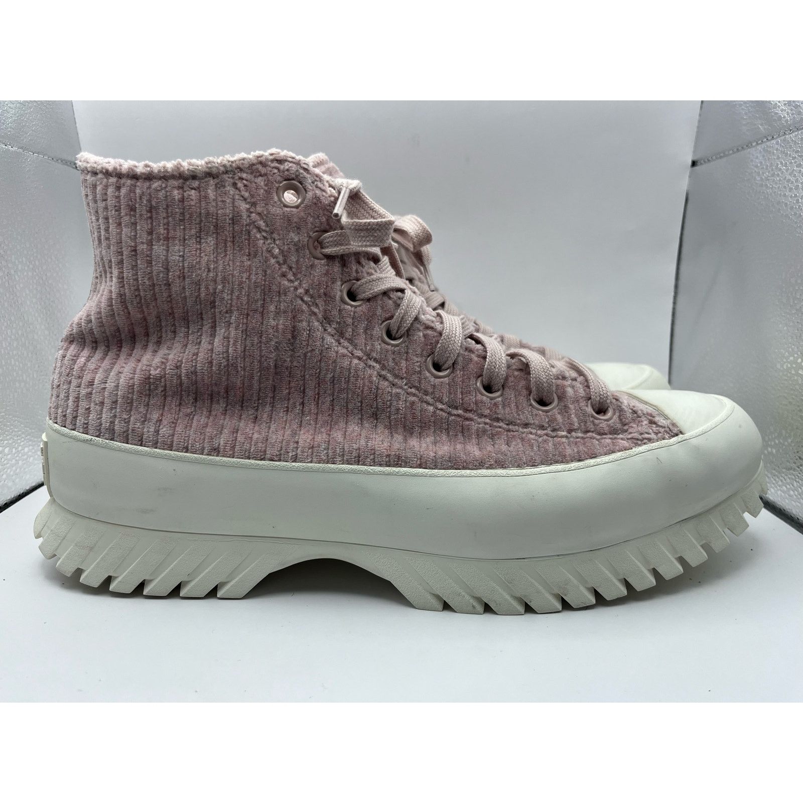 Converse Converse Chuck Taylor All Star Lugged 2.0 Velour Platform Size US 11.5 / IT 41.5 - 1 Thumbnail