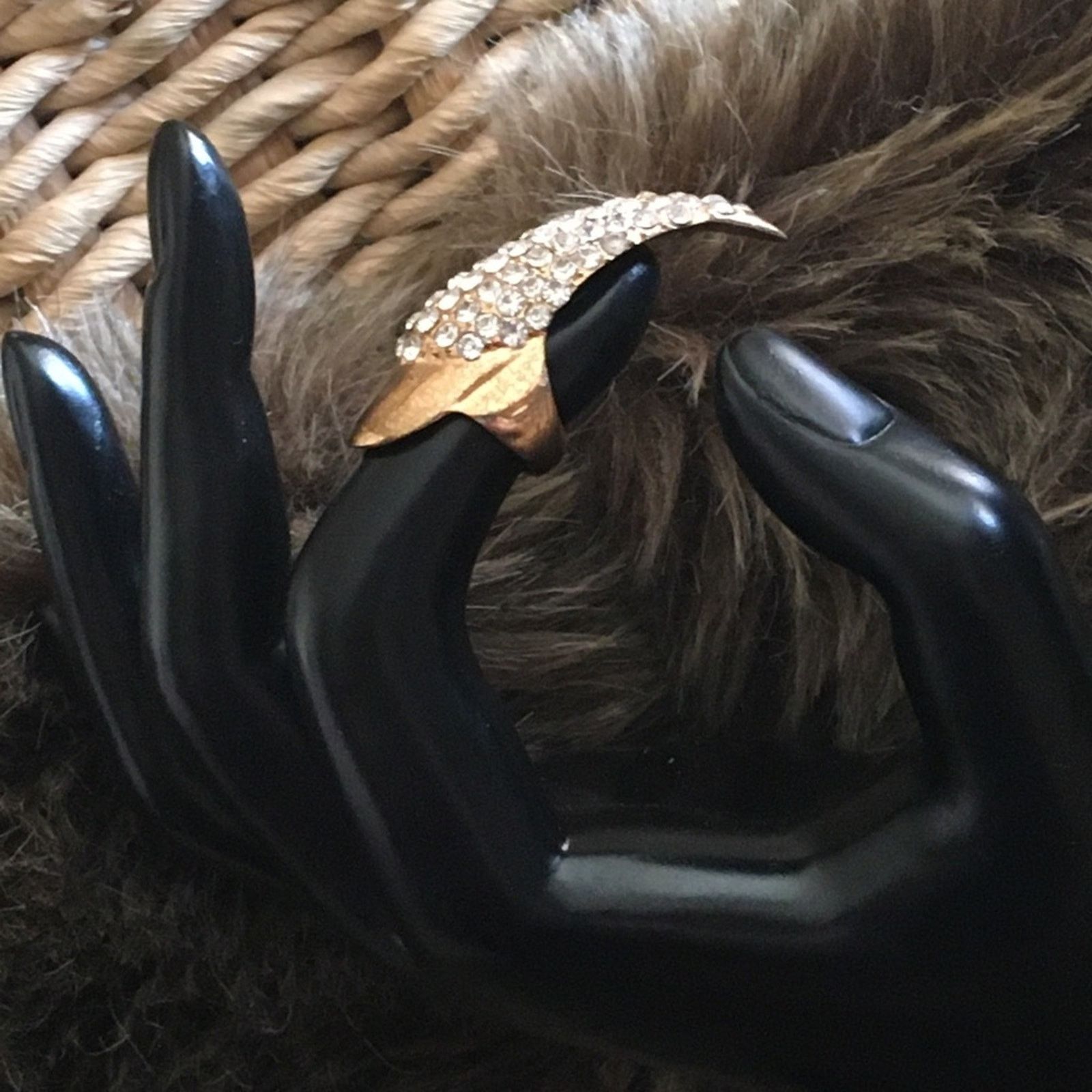 Jewelry Rhinestone covered gold tone claw fingertip ring Size ONE SIZE - 1 Thumbnail