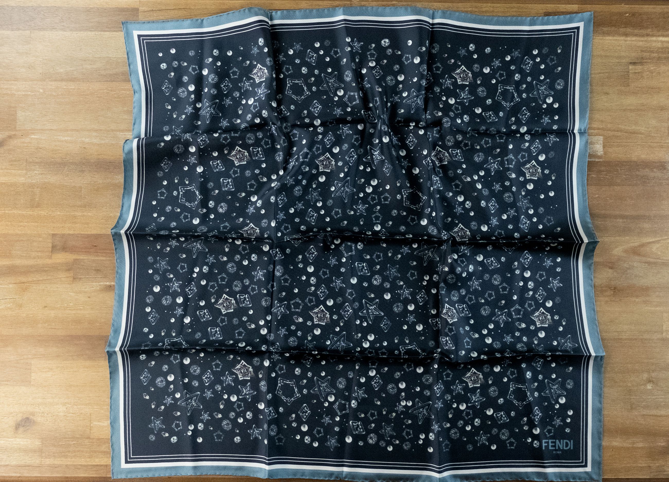 Fendi FENDI navy blue stars and FF logo print silk scarf foulard Size ONE SIZE - 4 Thumbnail
