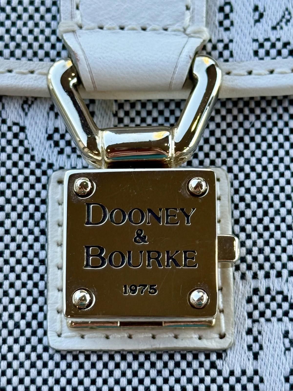 Dooney & Bourke Dooney & Bourke White Leather/Canvas HoboBag Matching Wallet Size ONE SIZE - 9 Thumbnail