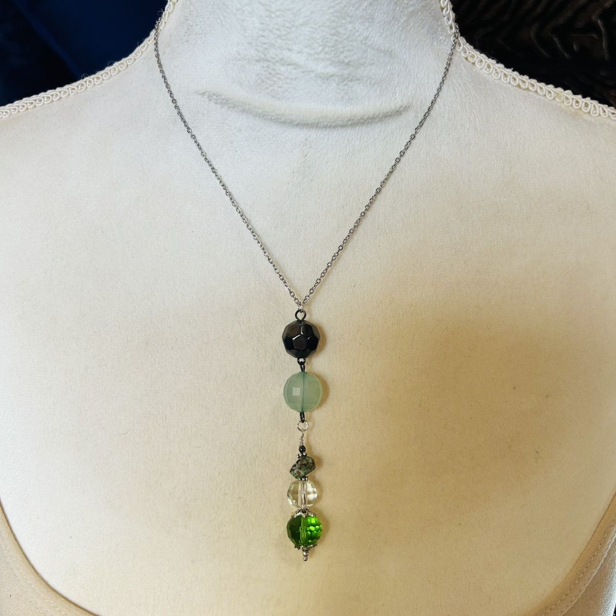 Handmade Handcrafted vintage crystal turquoise bead drop necklace Size ONE SIZE - 2 Thumbnail