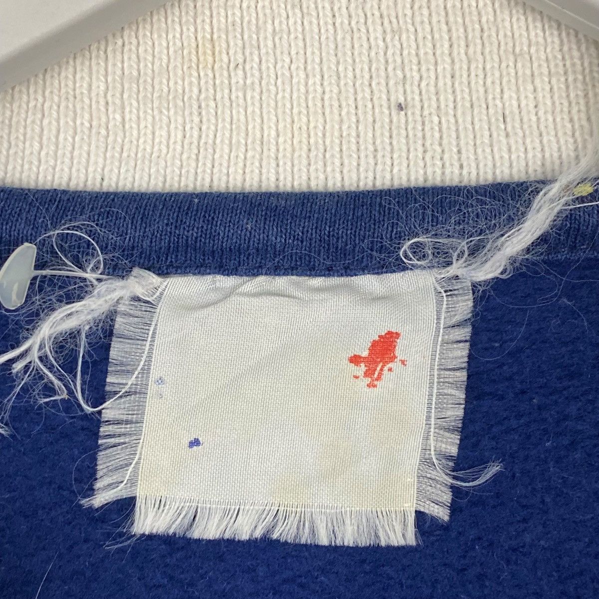 Other Vintage Burns Sweatshirt Crewneck Pullover Jumper Size L Size US L / EU 52-54 / 3 - 5 Thumbnail