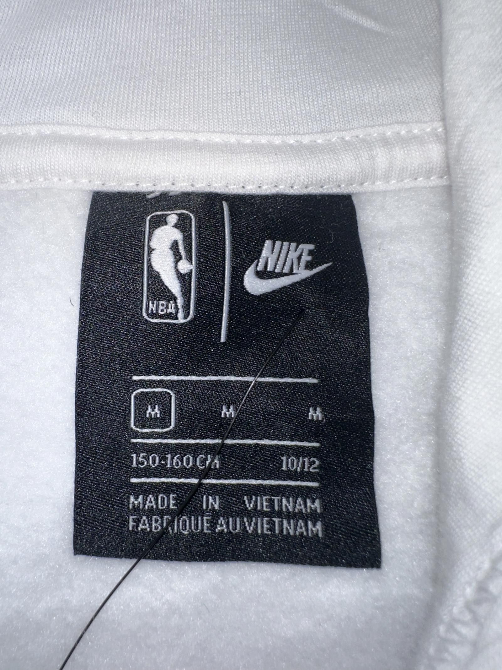 Nike Youth Boston Celtics Nike White 2018/19 City Edition Essential Pullover Hoodie Size US M / EU 48-50 / 2 - 4 Thumbnail