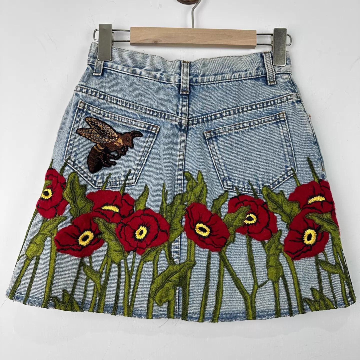 Gucci Gucci Heavy Embroidered Denim Skirt EU38 99 New Size 26" / US 2 / IT 38 - 2 Thumbnail